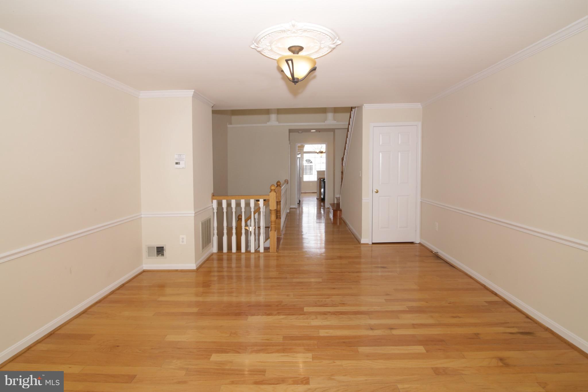 BARRINGTON POINTE CONDOS - Residential Lease