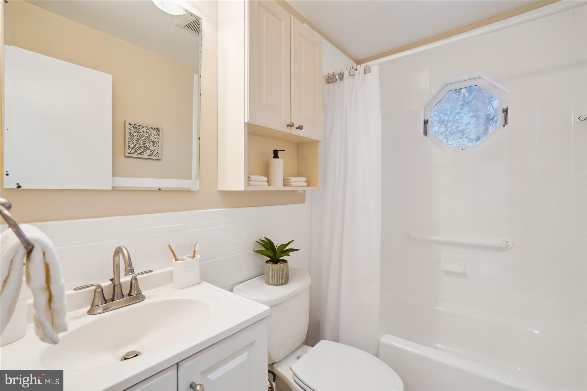 DOMINION HILLS - Residential