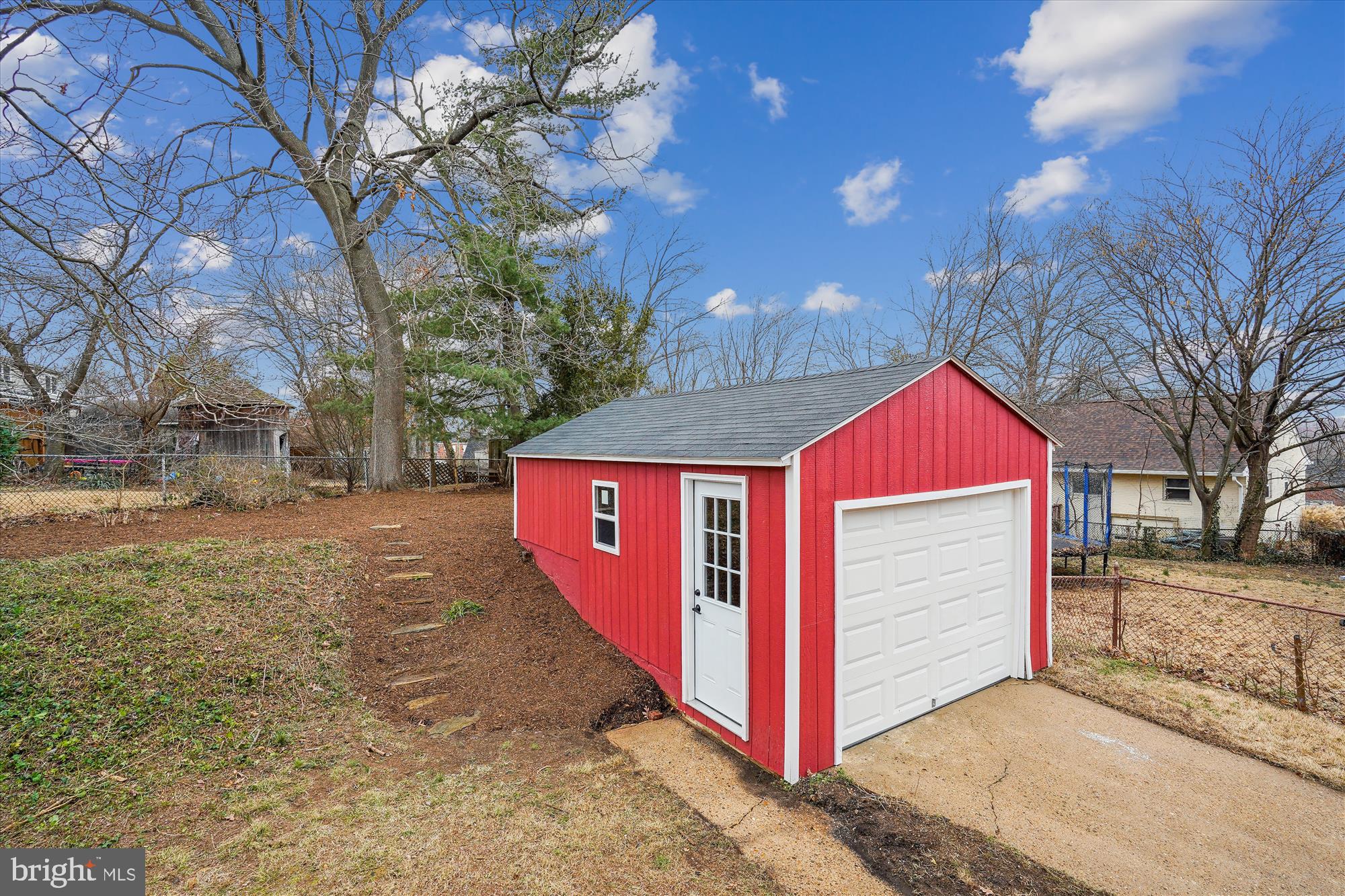 DOMINION HILLS - Residential