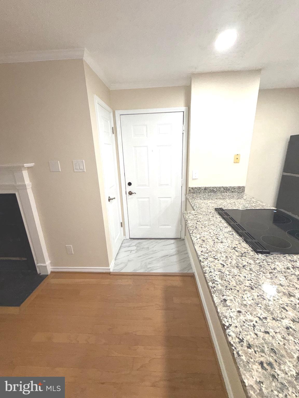 1534 LINCOLN WAY 204