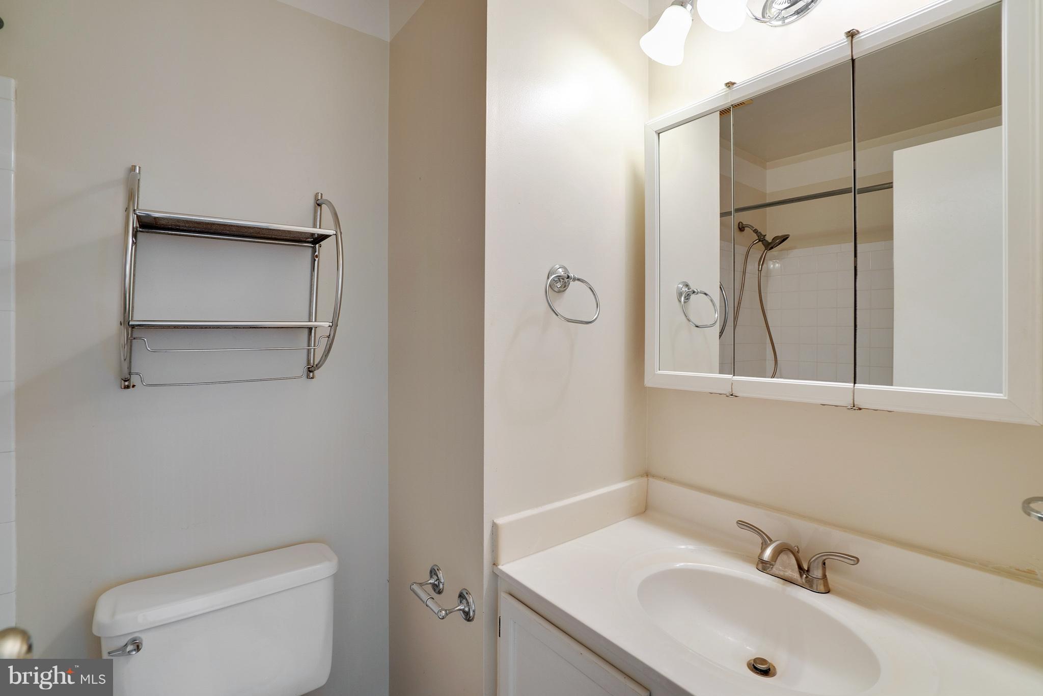 STONINGTON - Residential