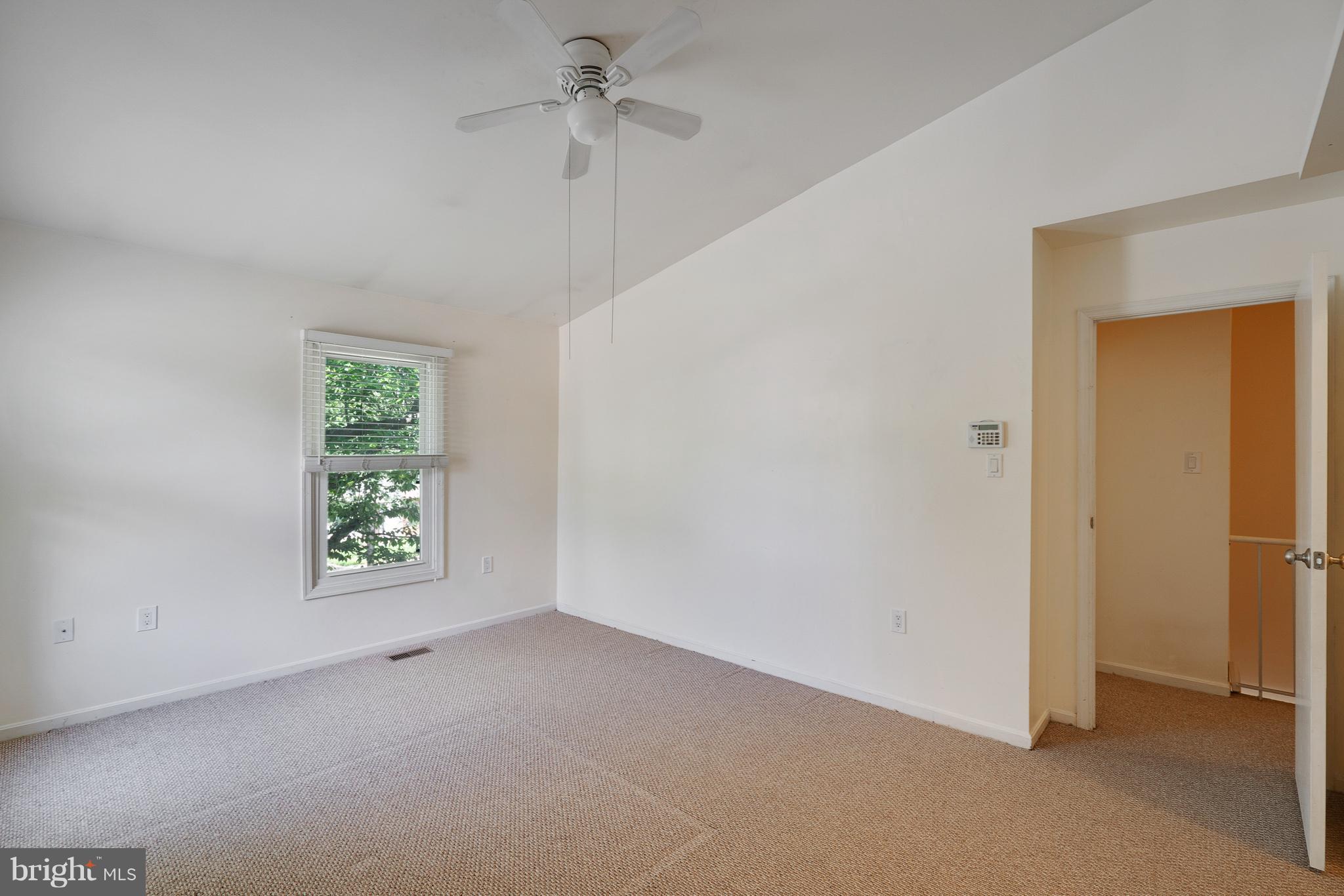 STONINGTON - Residential