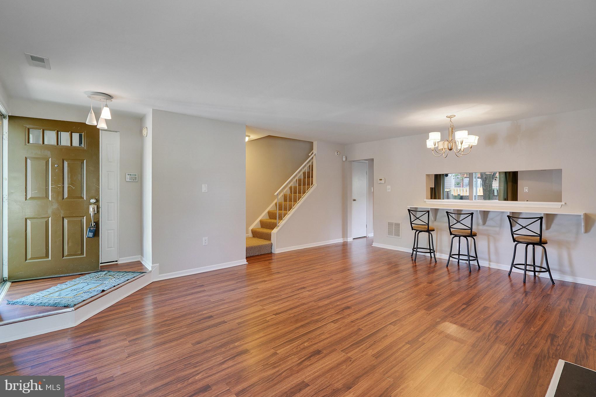 STONINGTON - Residential