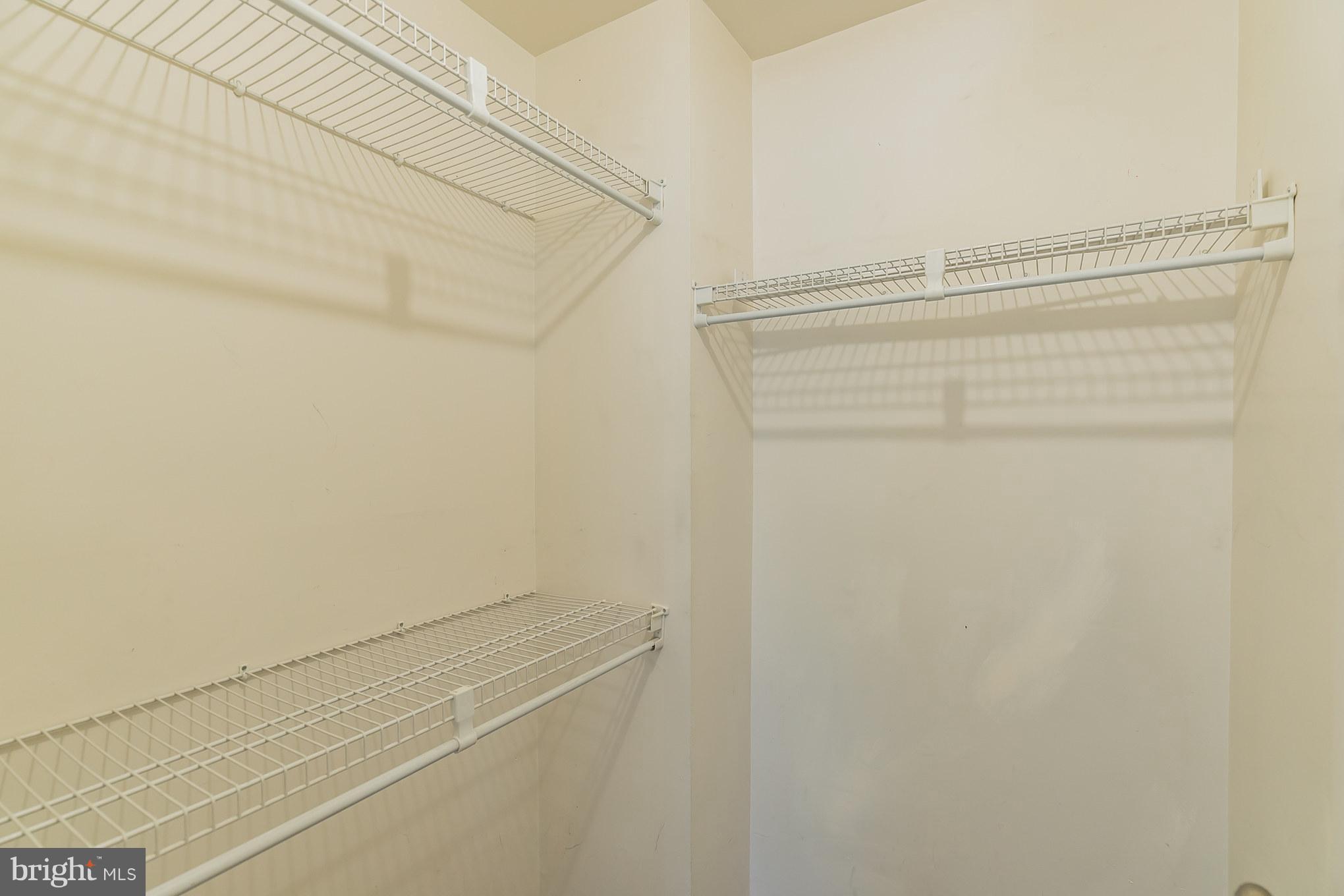 STONINGTON - Residential