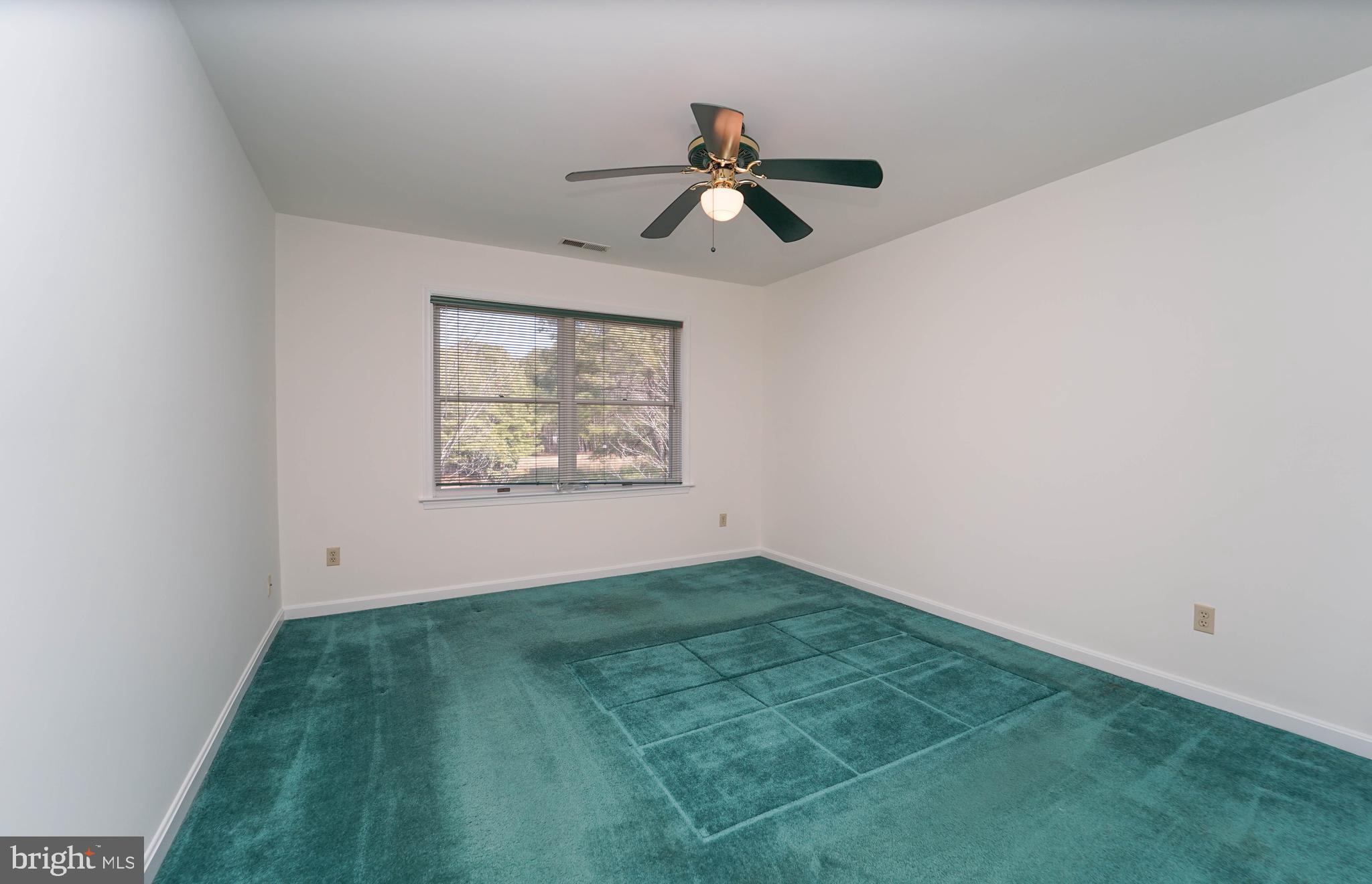 BRIDGE POINTE TOWNHOUSES - Residential