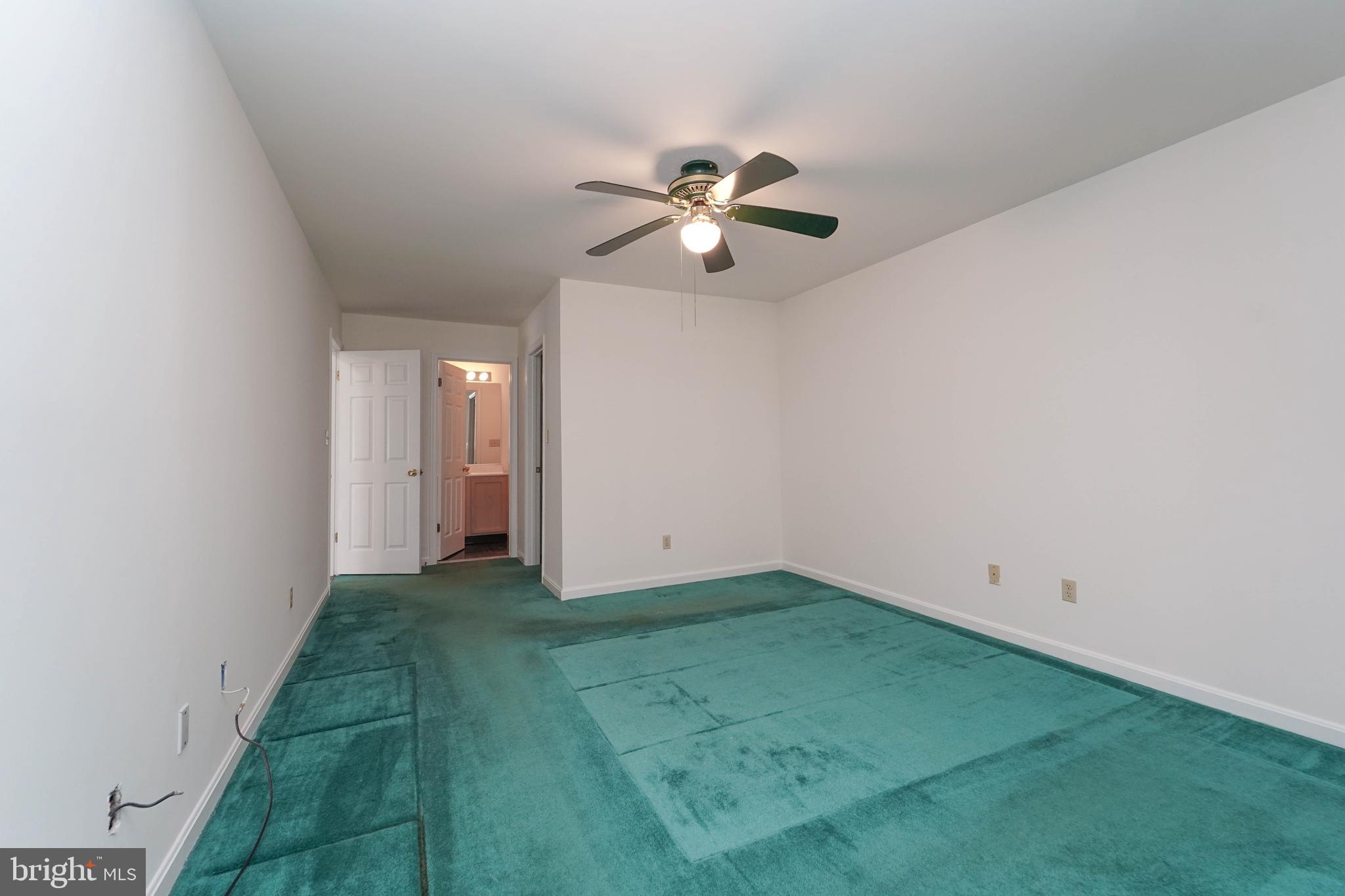 BRIDGE POINTE TOWNHOUSES - Residential