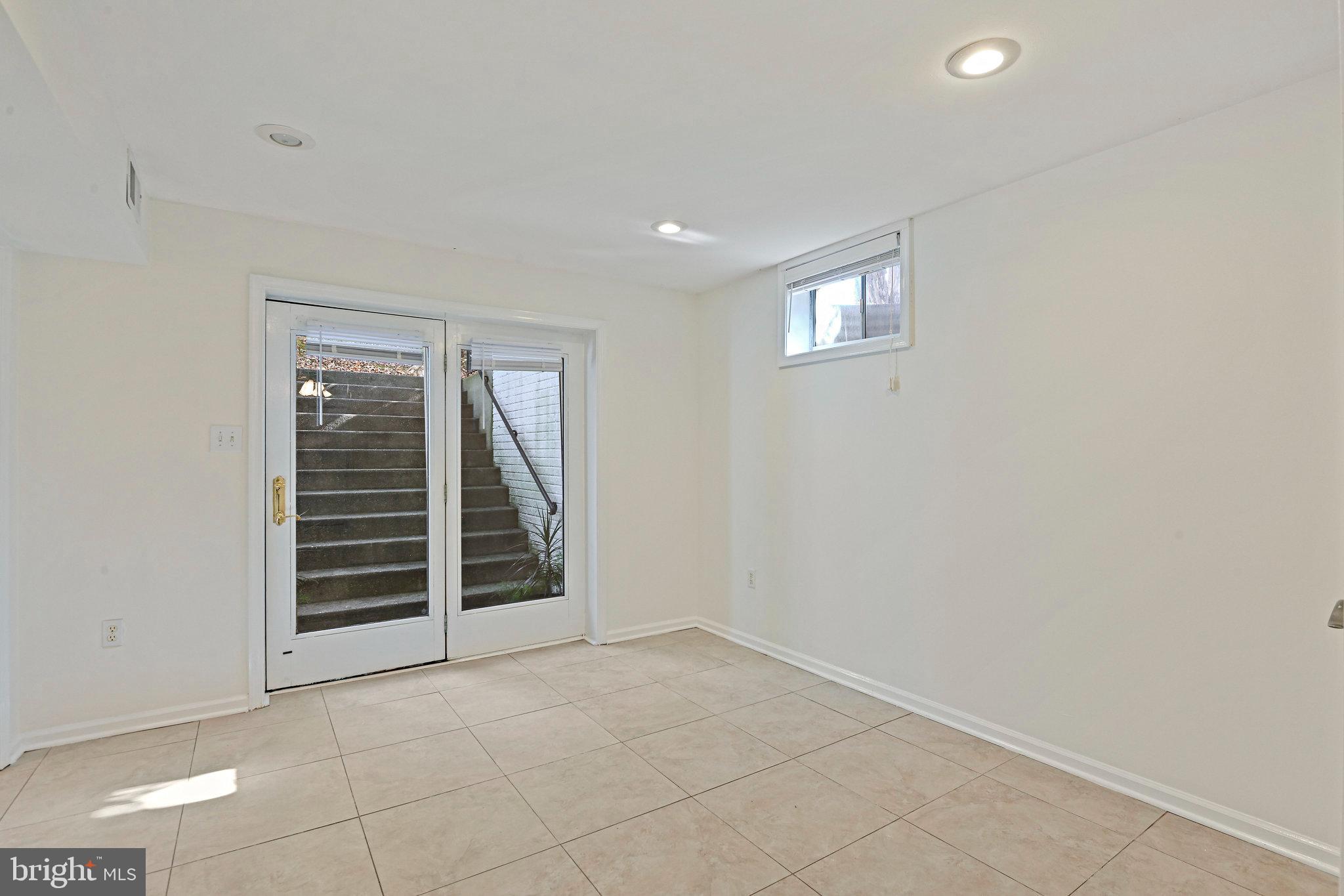 HERNDON CHASE - Residential