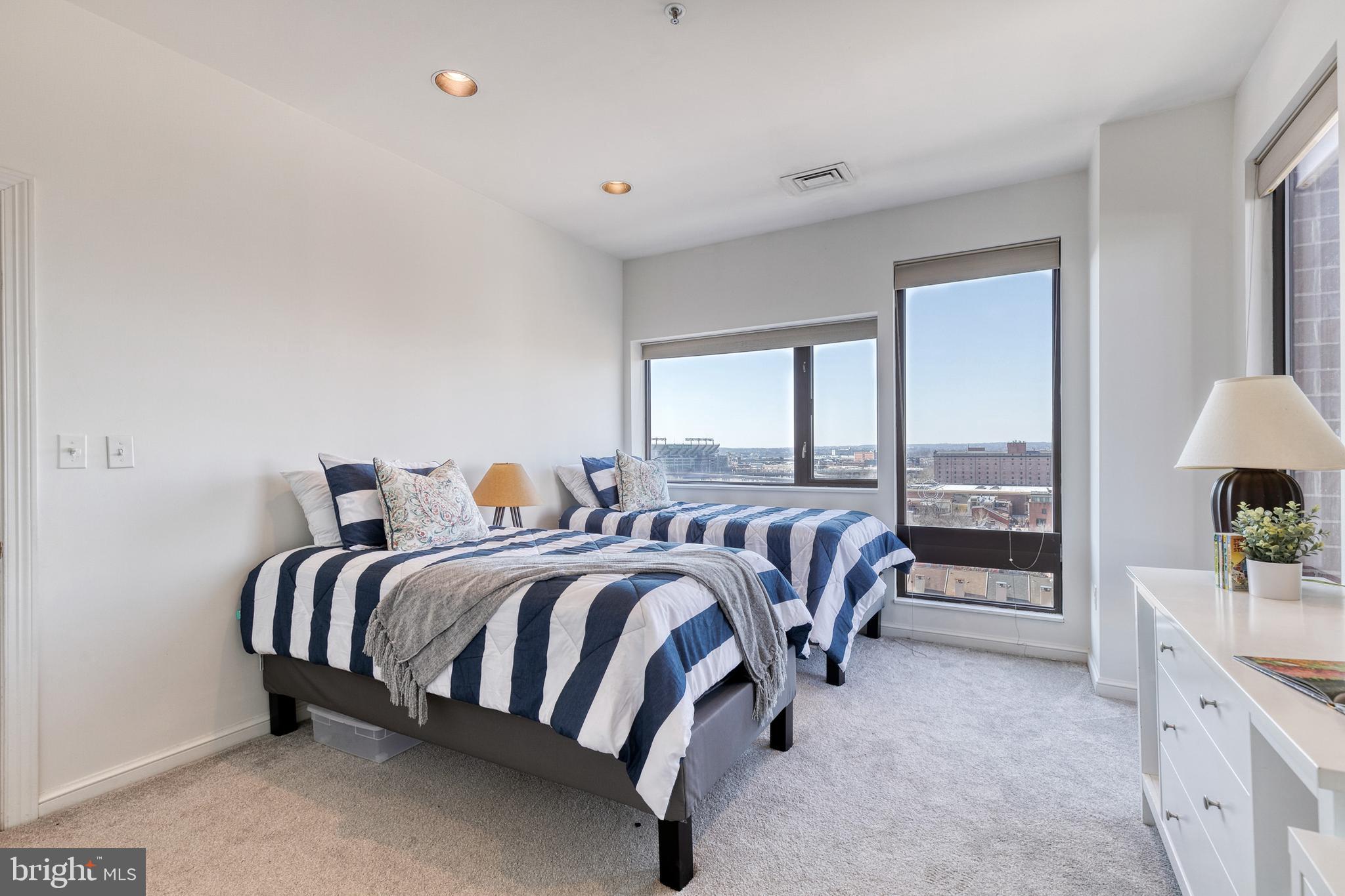INNER HARBOR - Residential