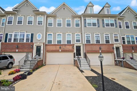 925 INDIGO BUNTING LANE GLEN BURNIE MD 21060