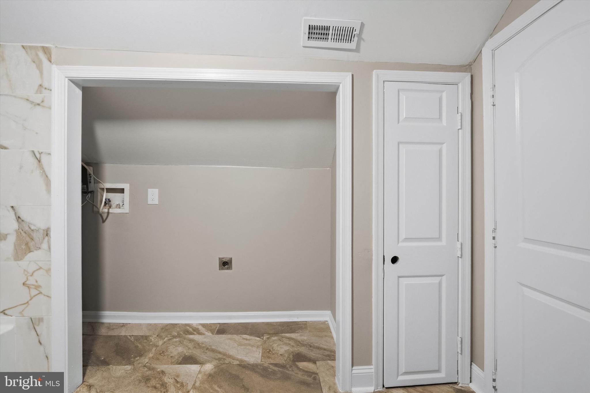 LAPLATA - Residential Lease