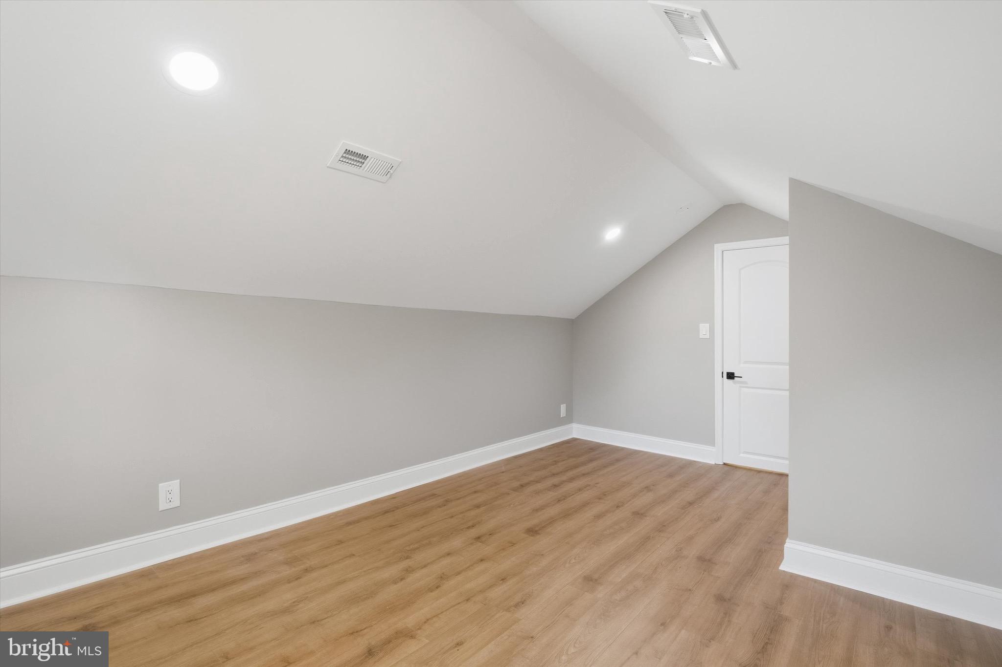 LAPLATA - Residential Lease