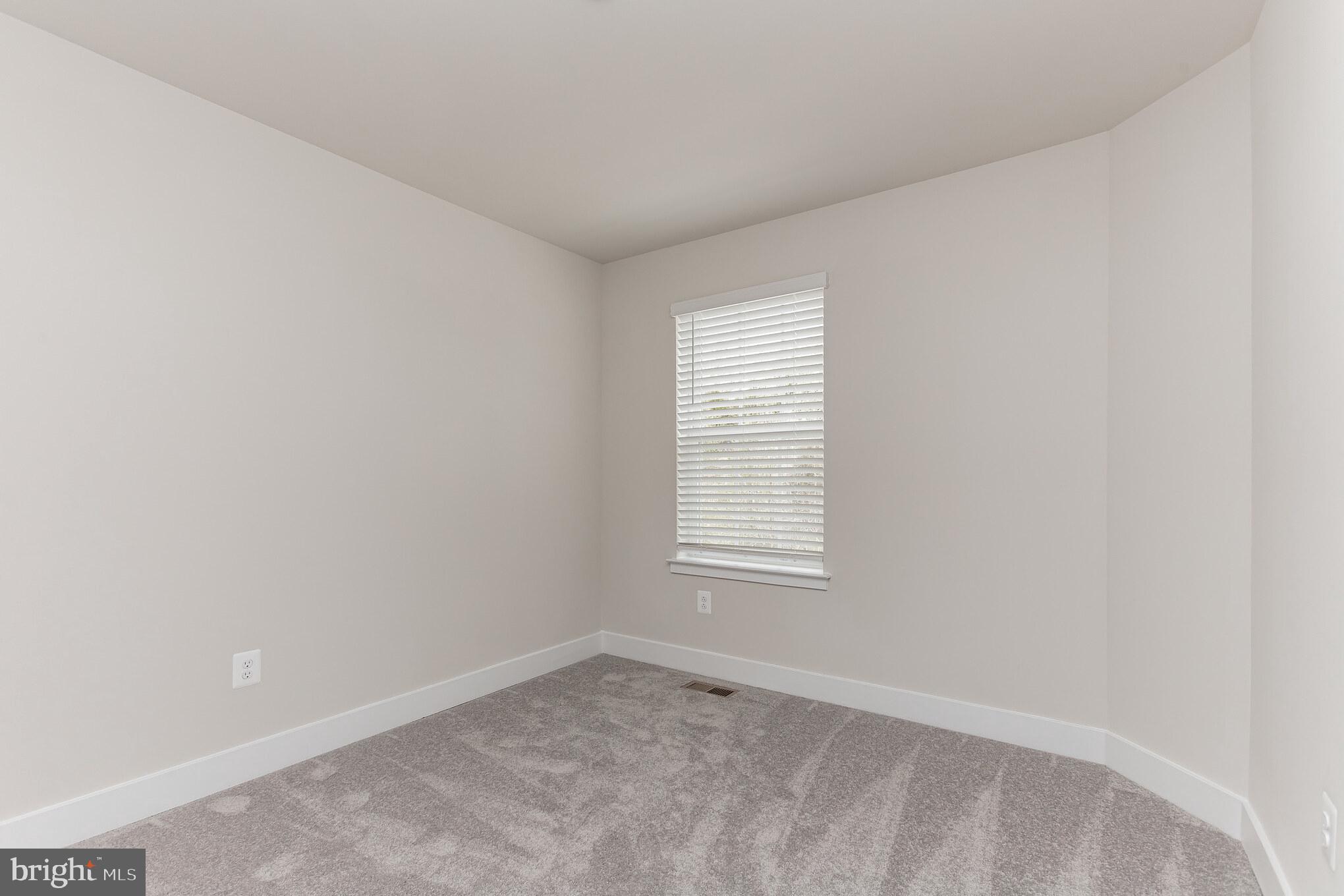 BLUE STREAM - Residential Lease