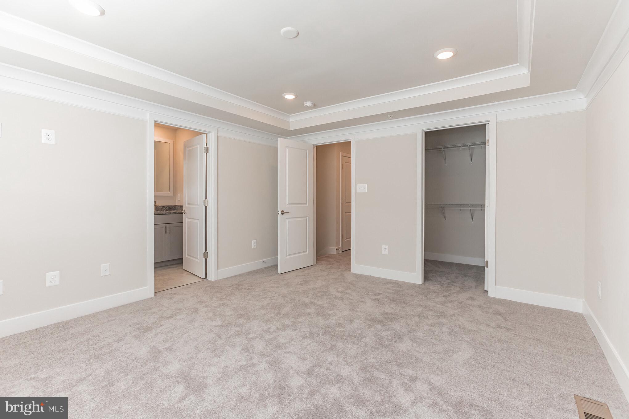 BLUE STREAM - Residential Lease