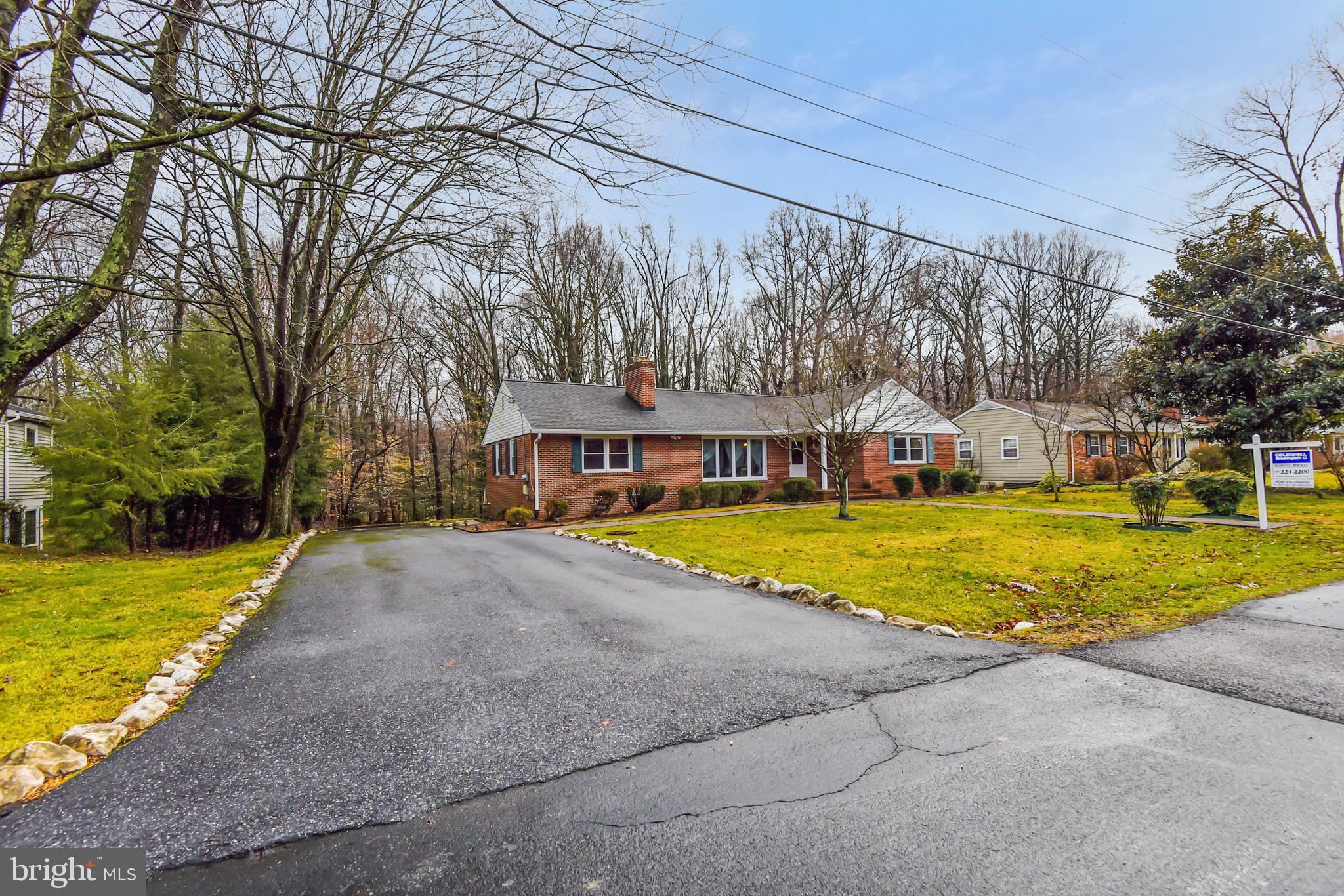 ROLLING KNOLLS - Residential