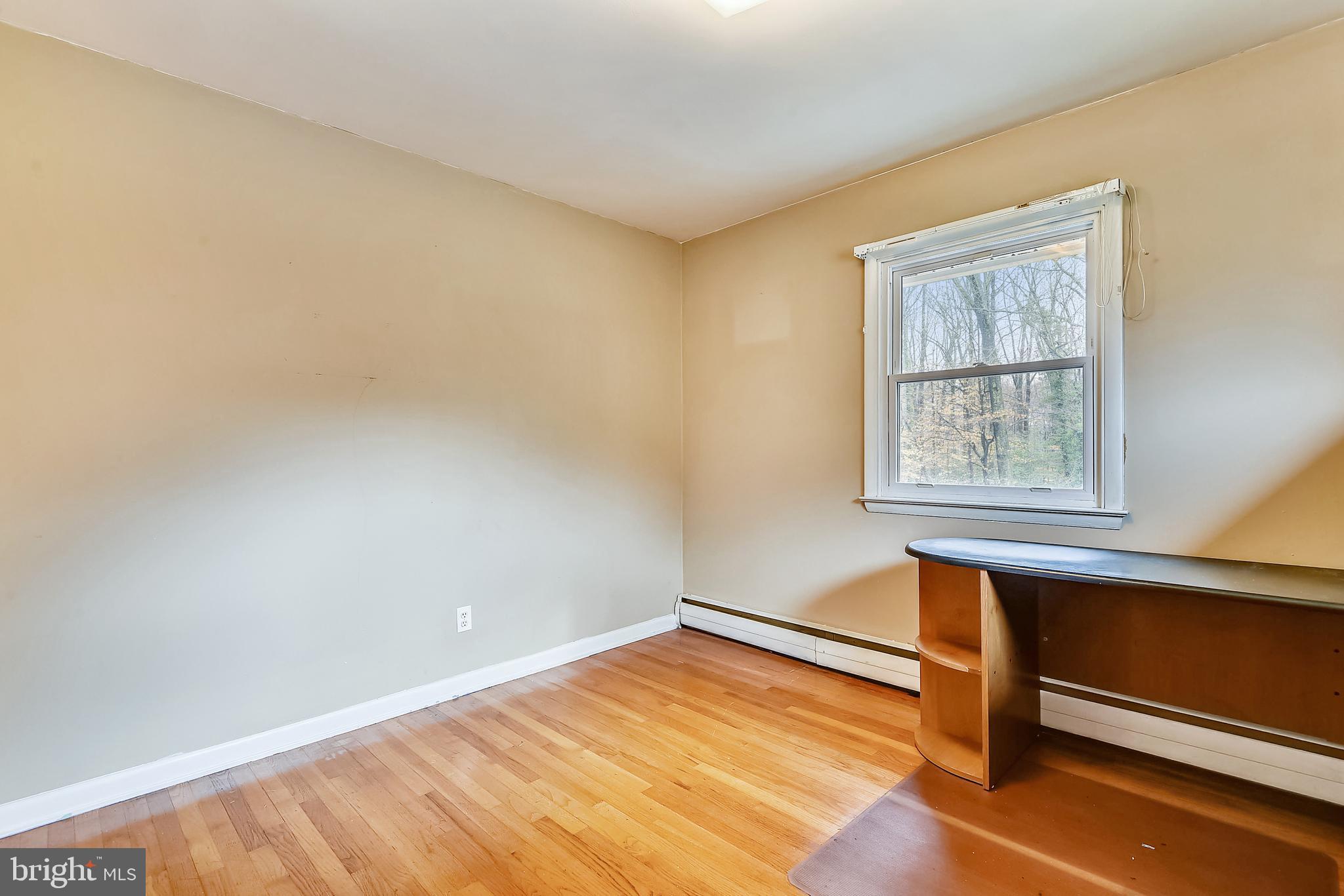 ROLLING KNOLLS - Residential