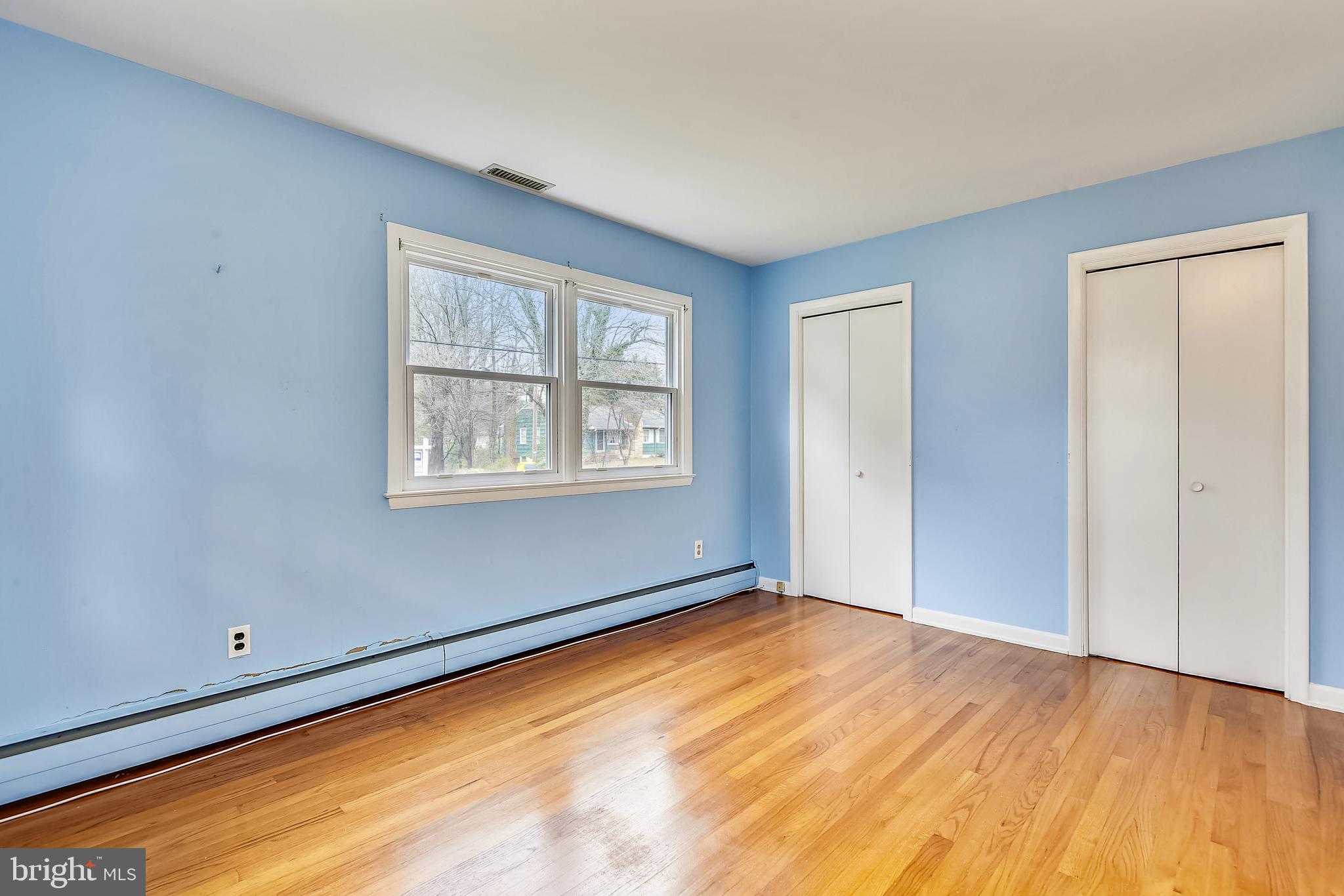 ROLLING KNOLLS - Residential