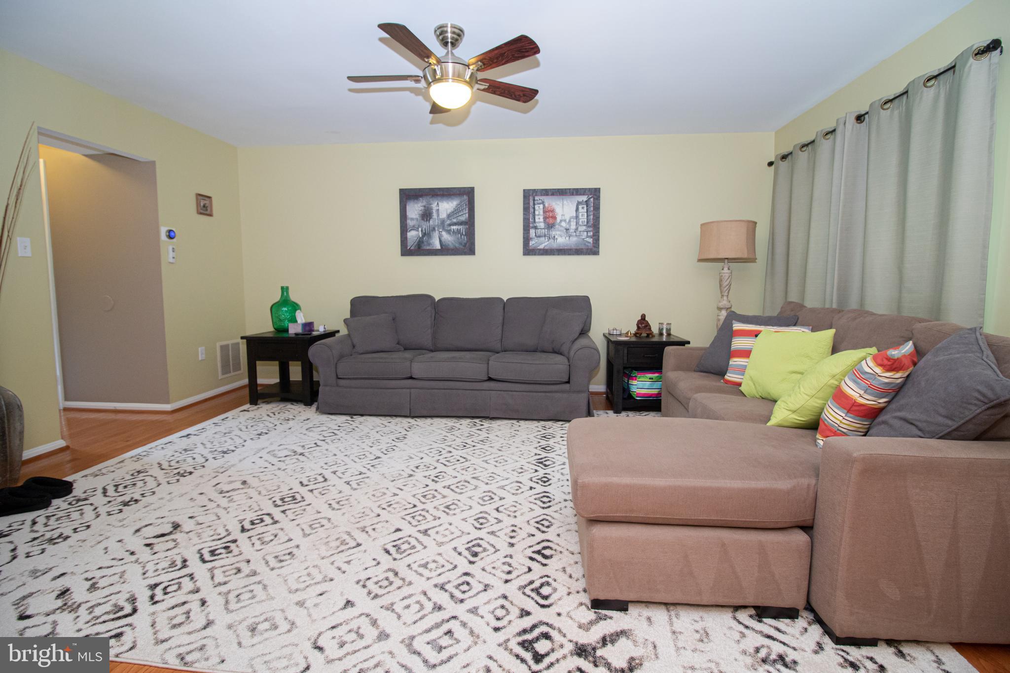 COUNTRY CREEK - Residential Lease