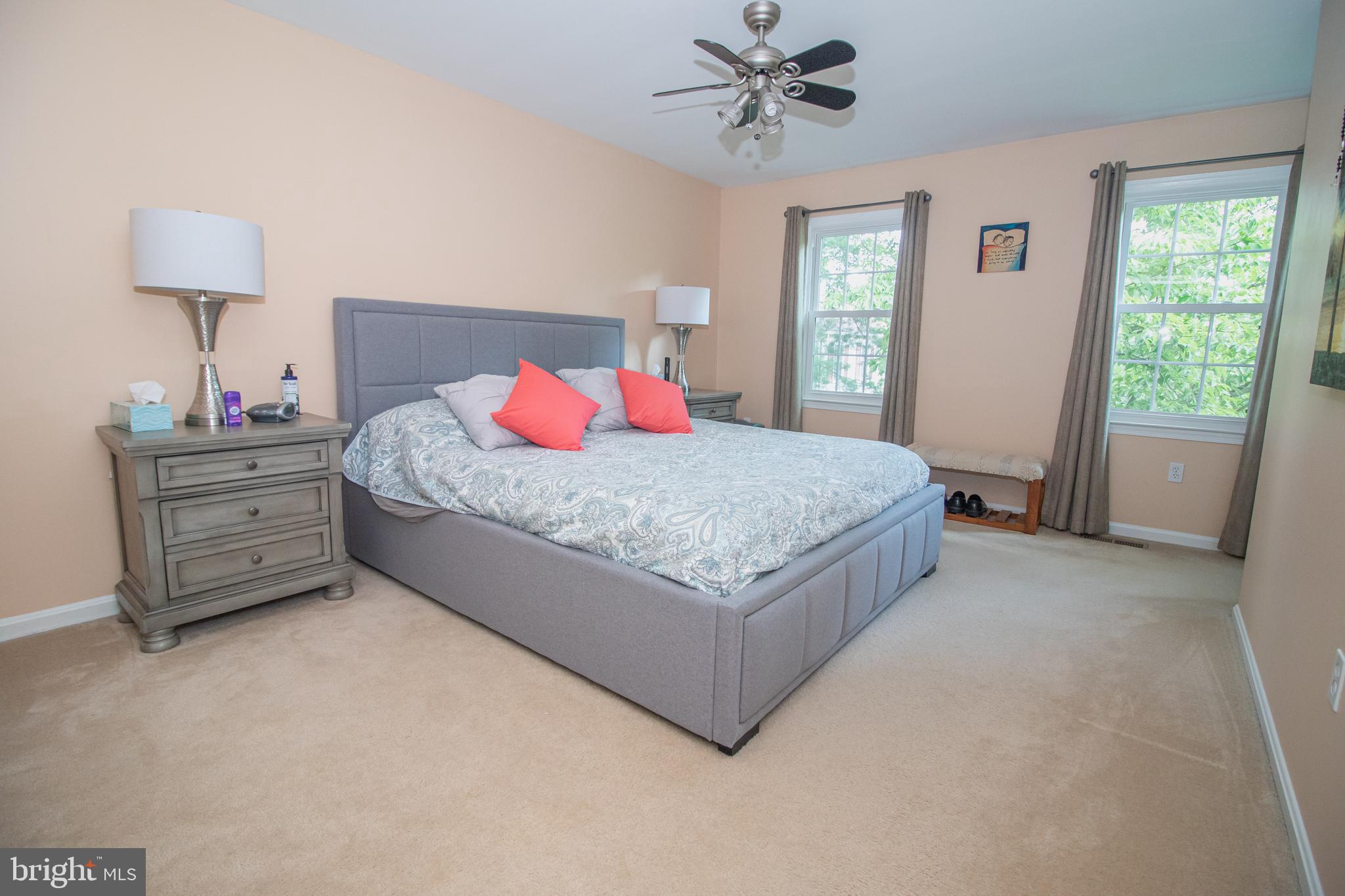 COUNTRY CREEK - Residential Lease