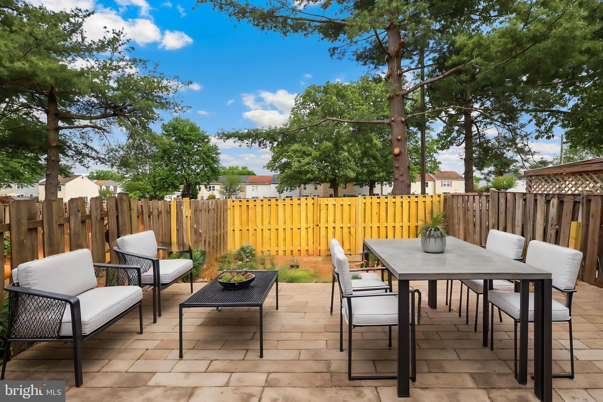 BRISTOE STATION - Residential