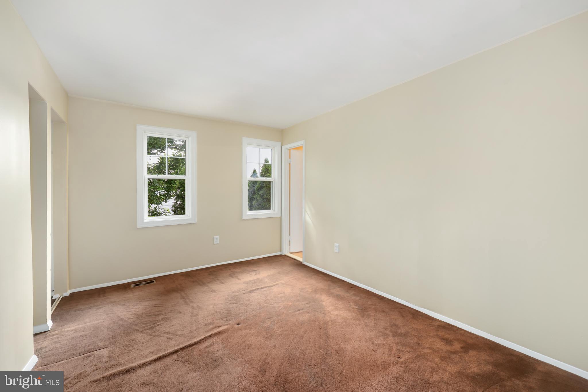 BRISTOE STATION - Residential