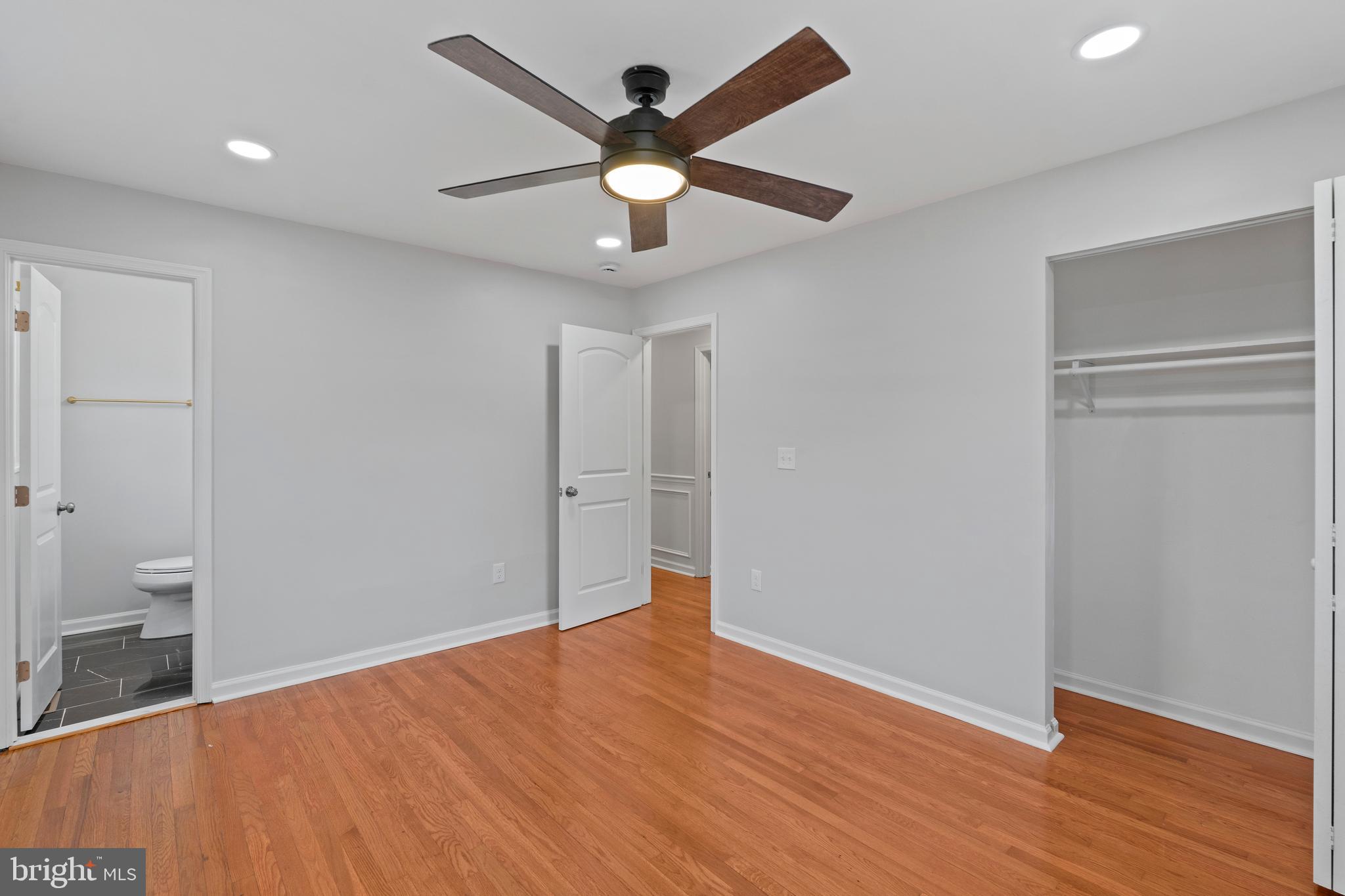 SUBURBIA - Residential