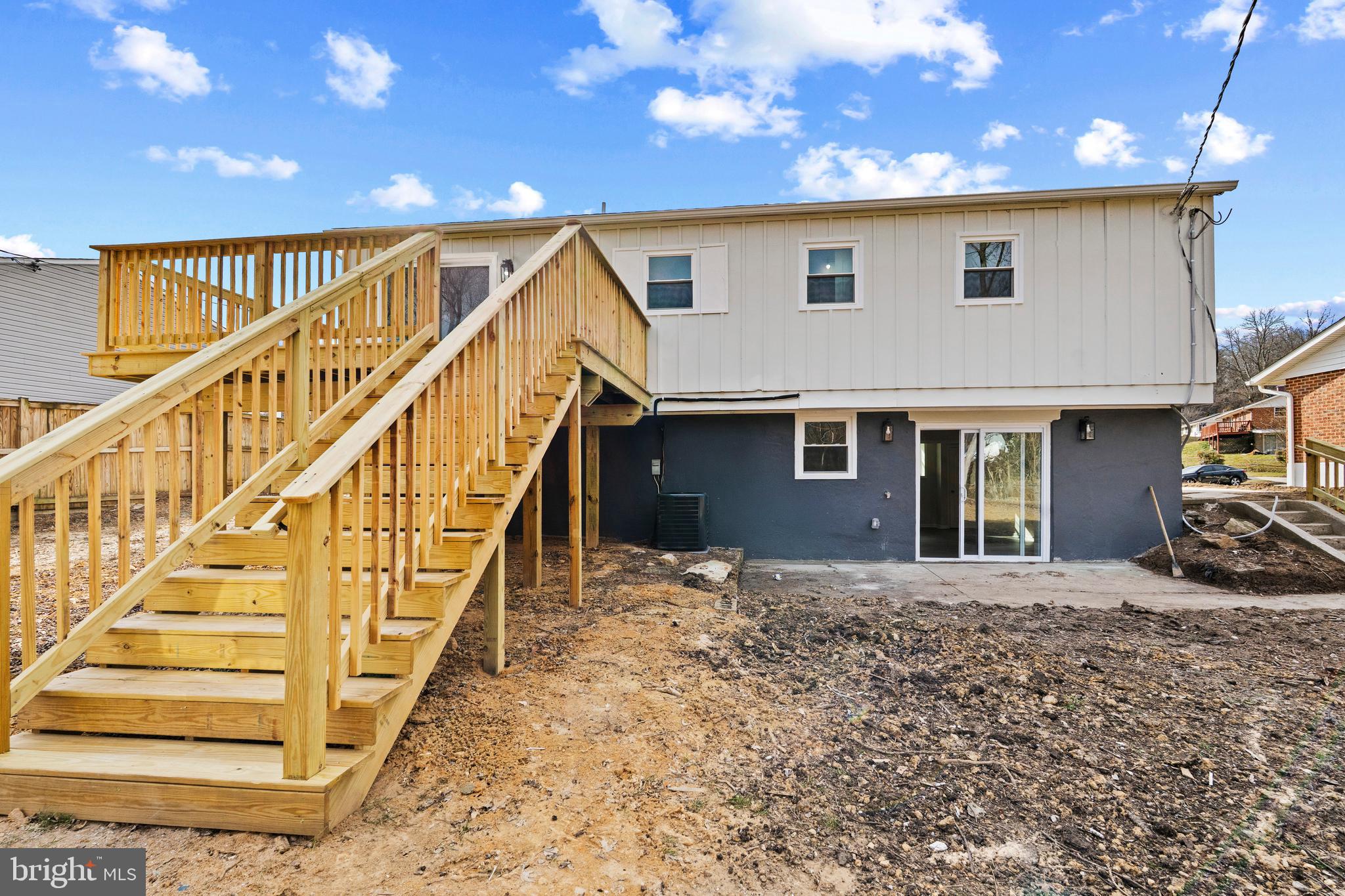 SUBURBIA - Residential