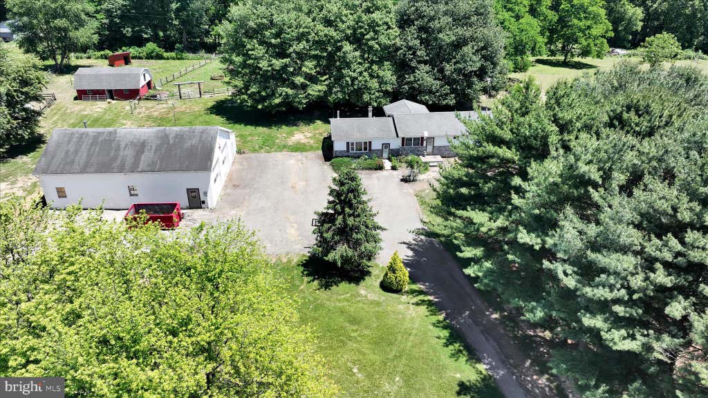 Photo of 135 Grubbs Corner Road, PEACH BOTTOM, PA 17563 (MLS # PALA2089844)