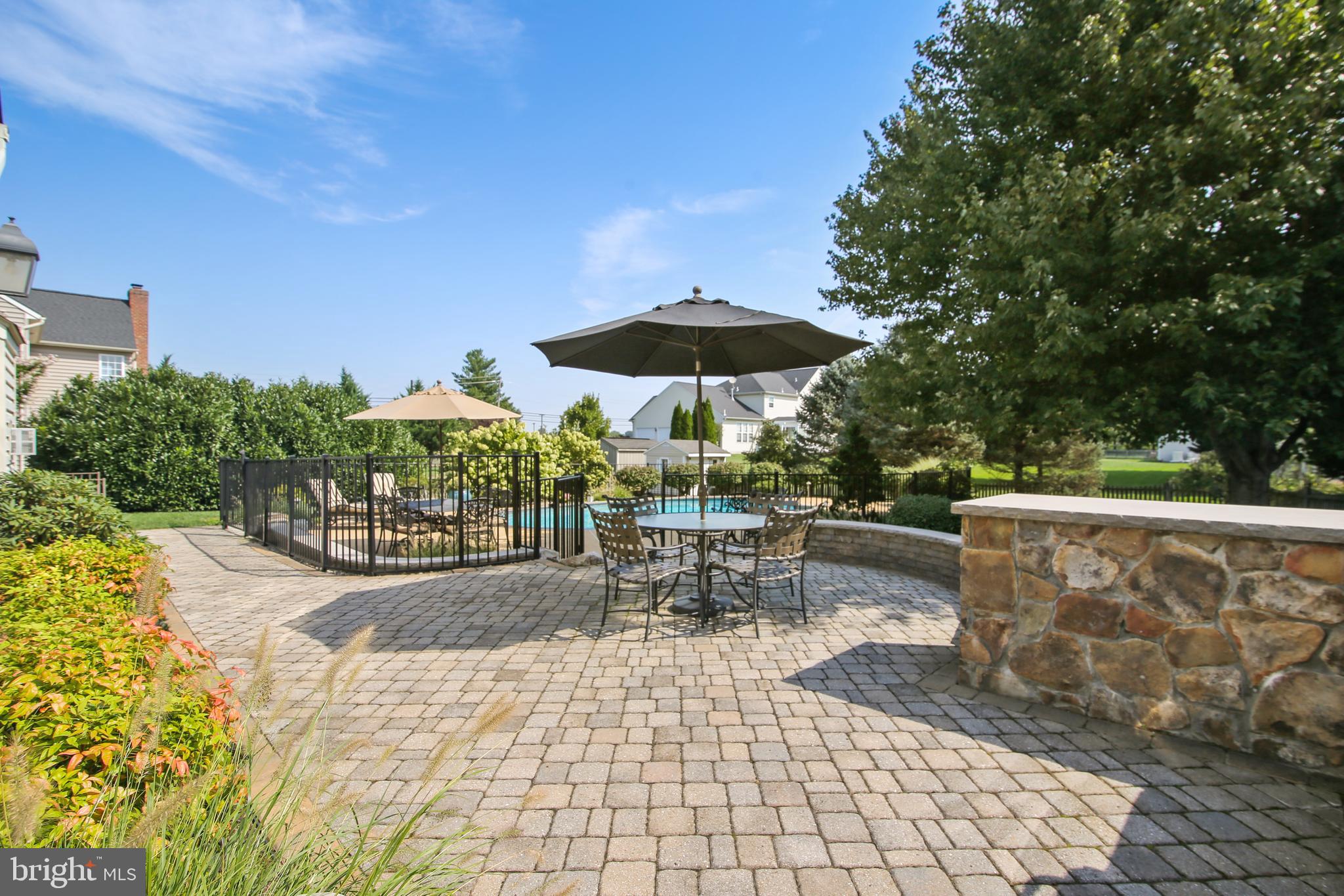 GREEN HILL MANOR - Residential