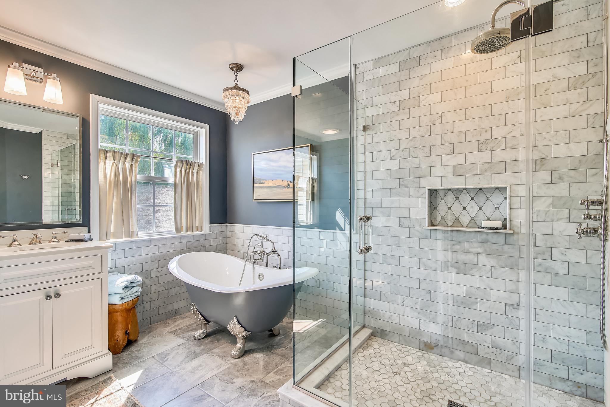 GREEN HILL MANOR - Residential