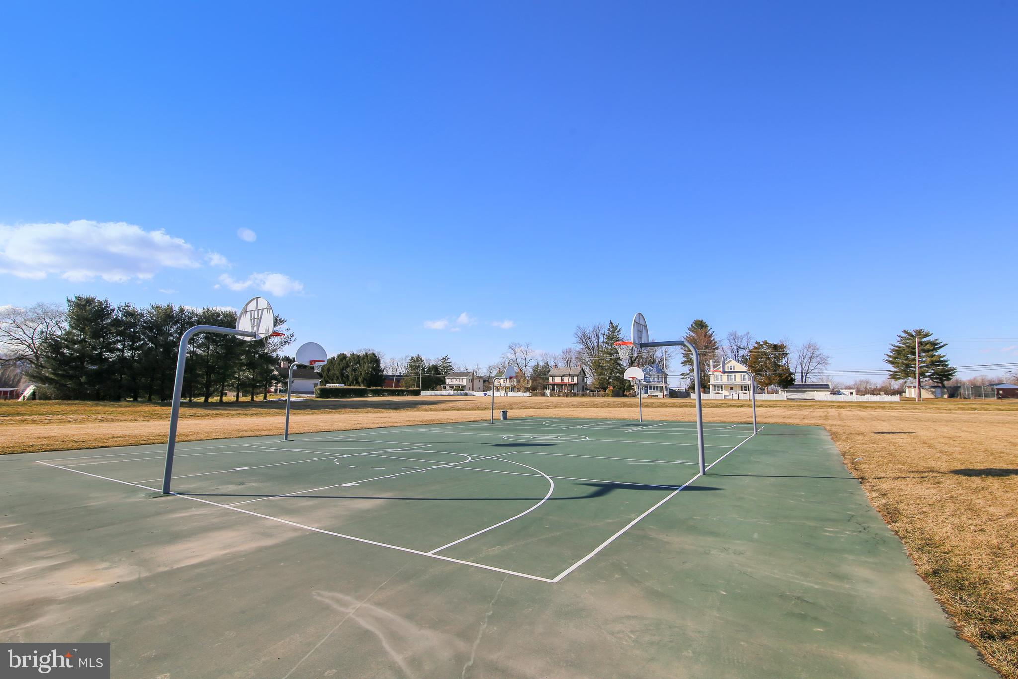 GREEN HILL MANOR - Residential