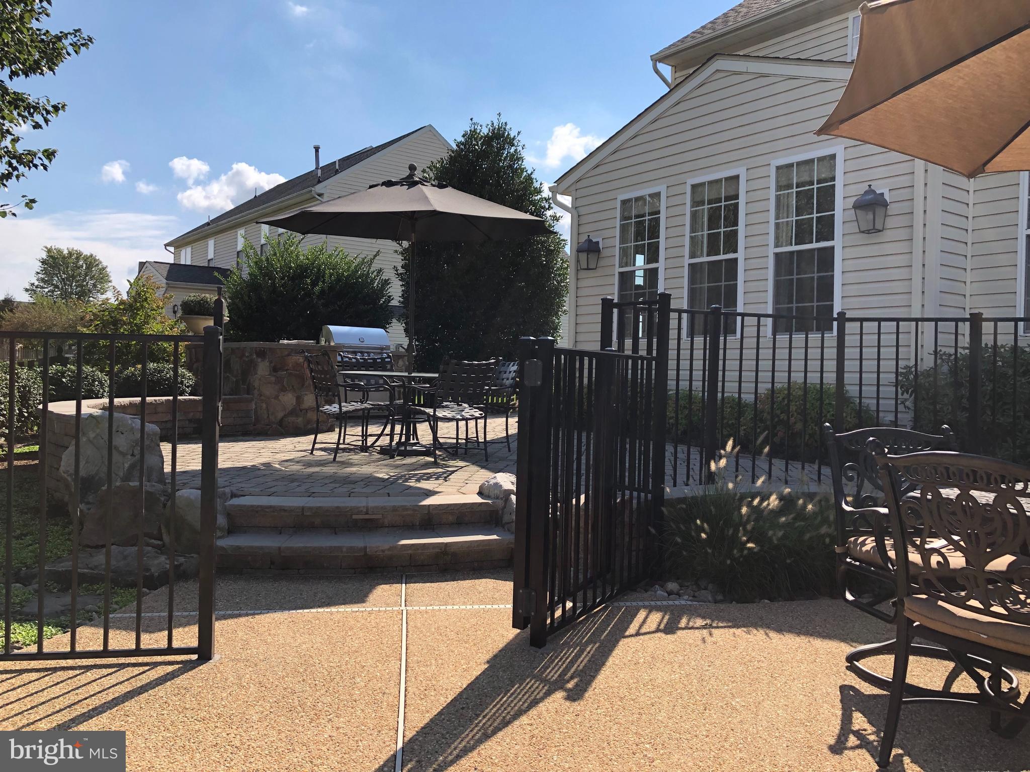 GREEN HILL MANOR - Residential