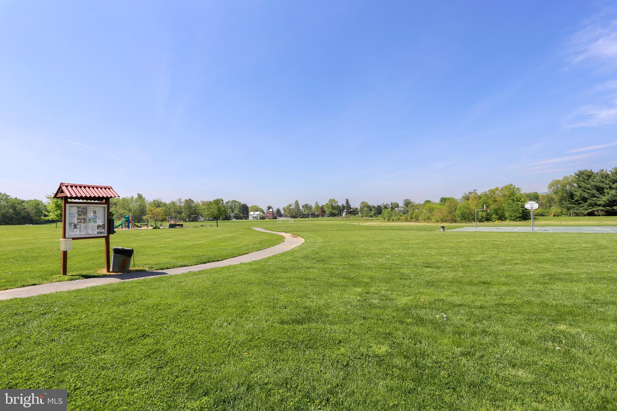 GREEN HILL MANOR - Residential