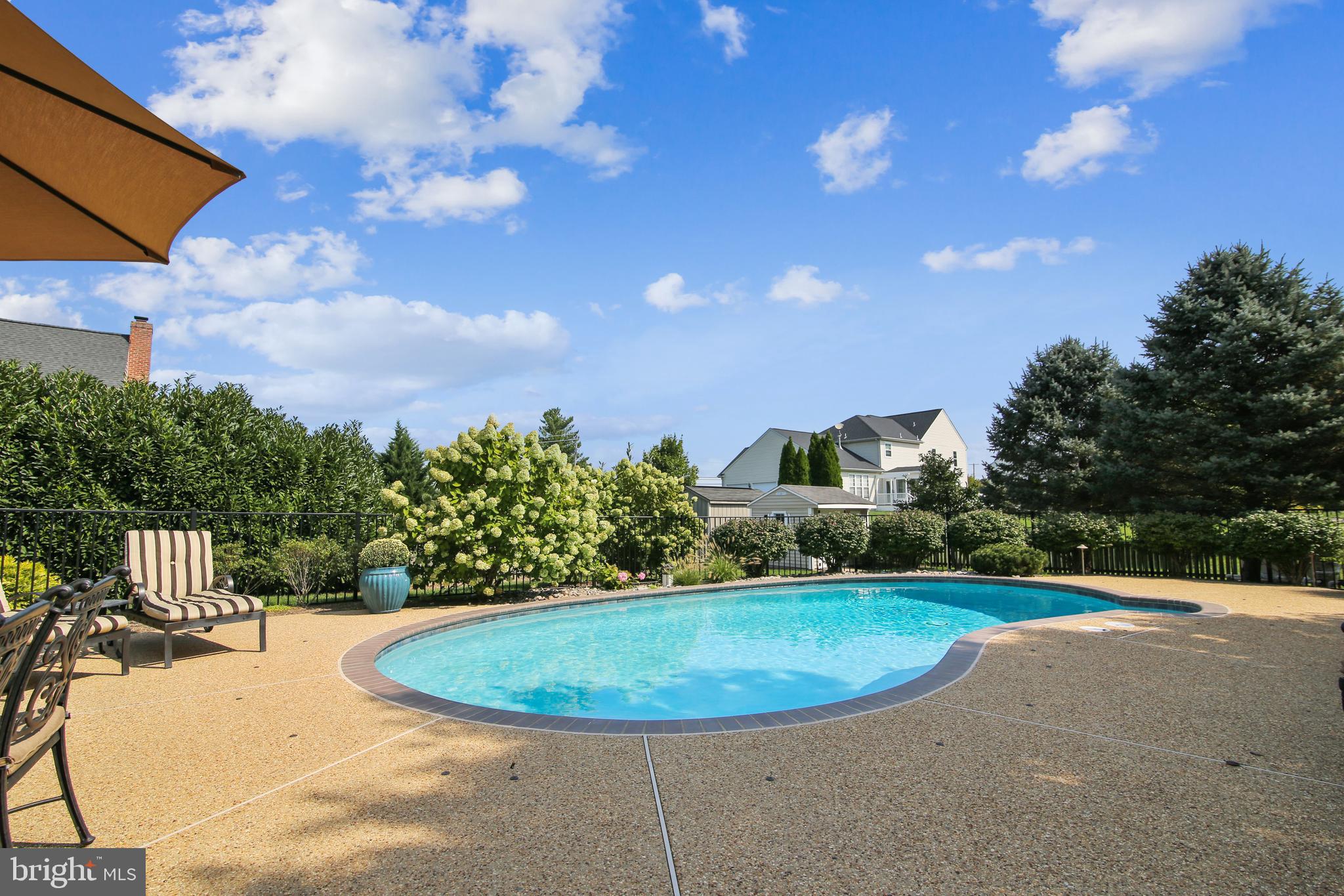 GREEN HILL MANOR - Residential