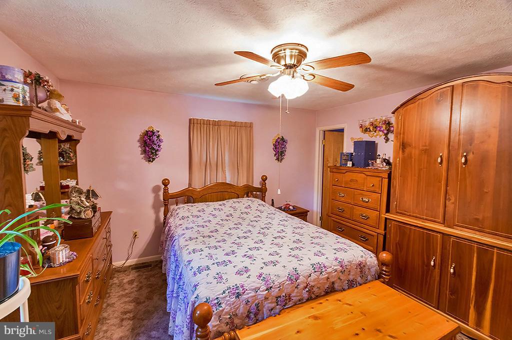 HIGHLAND RIDGE - Residential