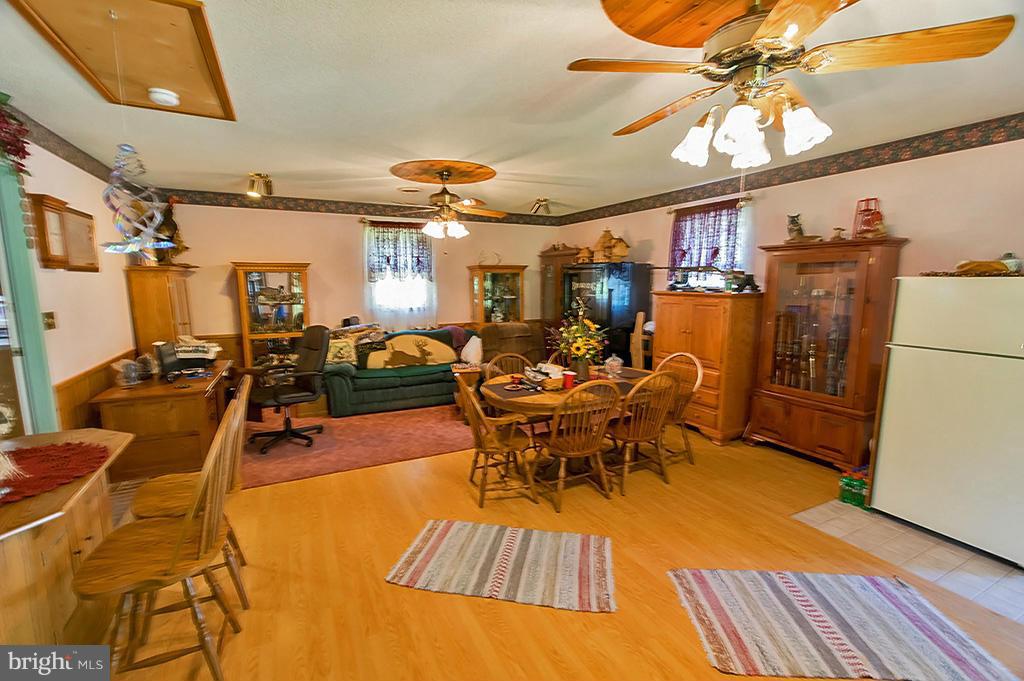 HIGHLAND RIDGE - Residential