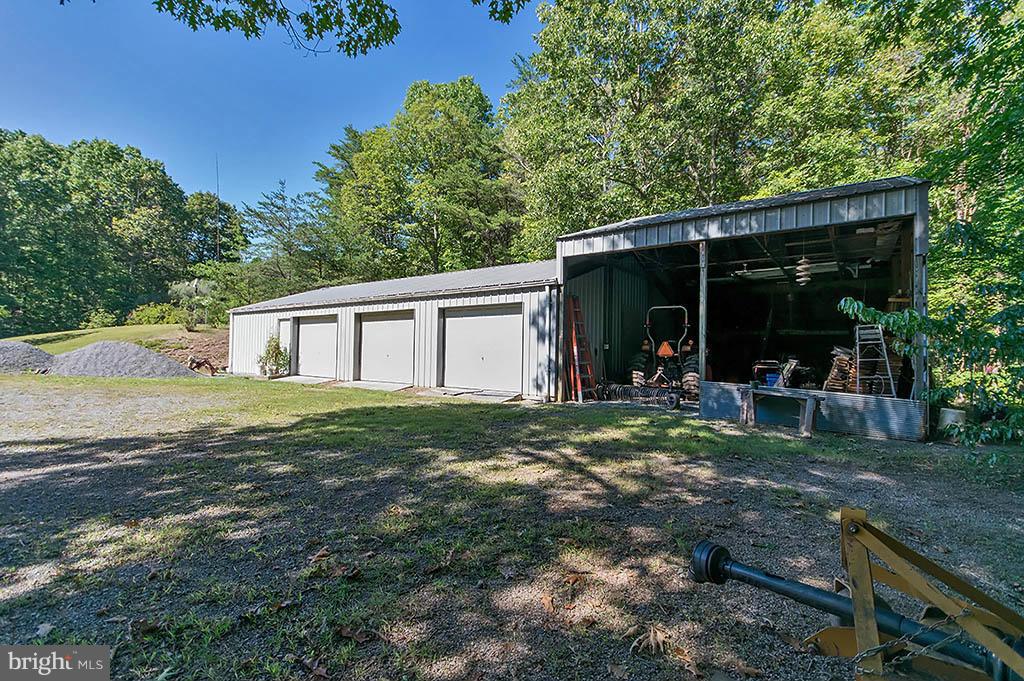 HIGHLAND RIDGE - Residential