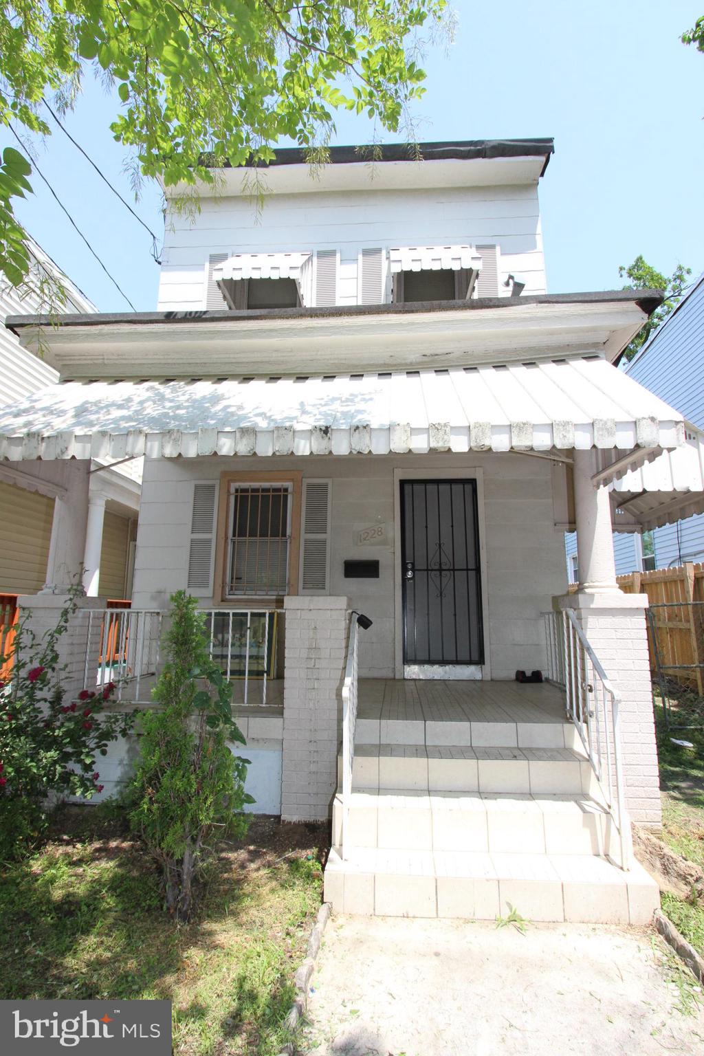 ANACOSTIA - Residential Lease