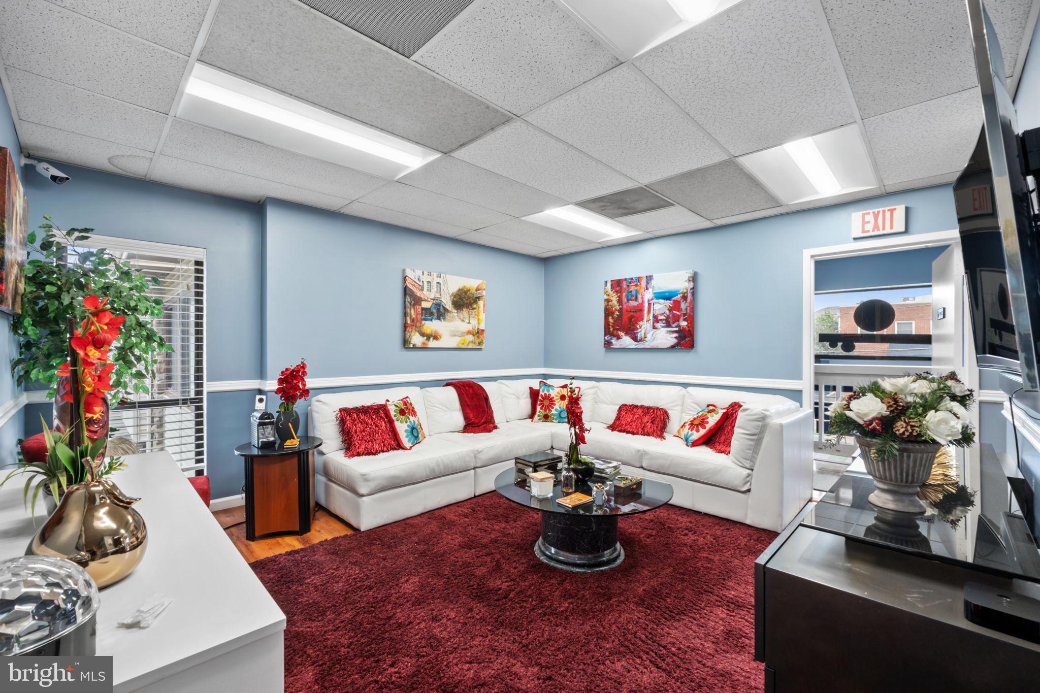 CHESTNUT COURT - Commercial Sale