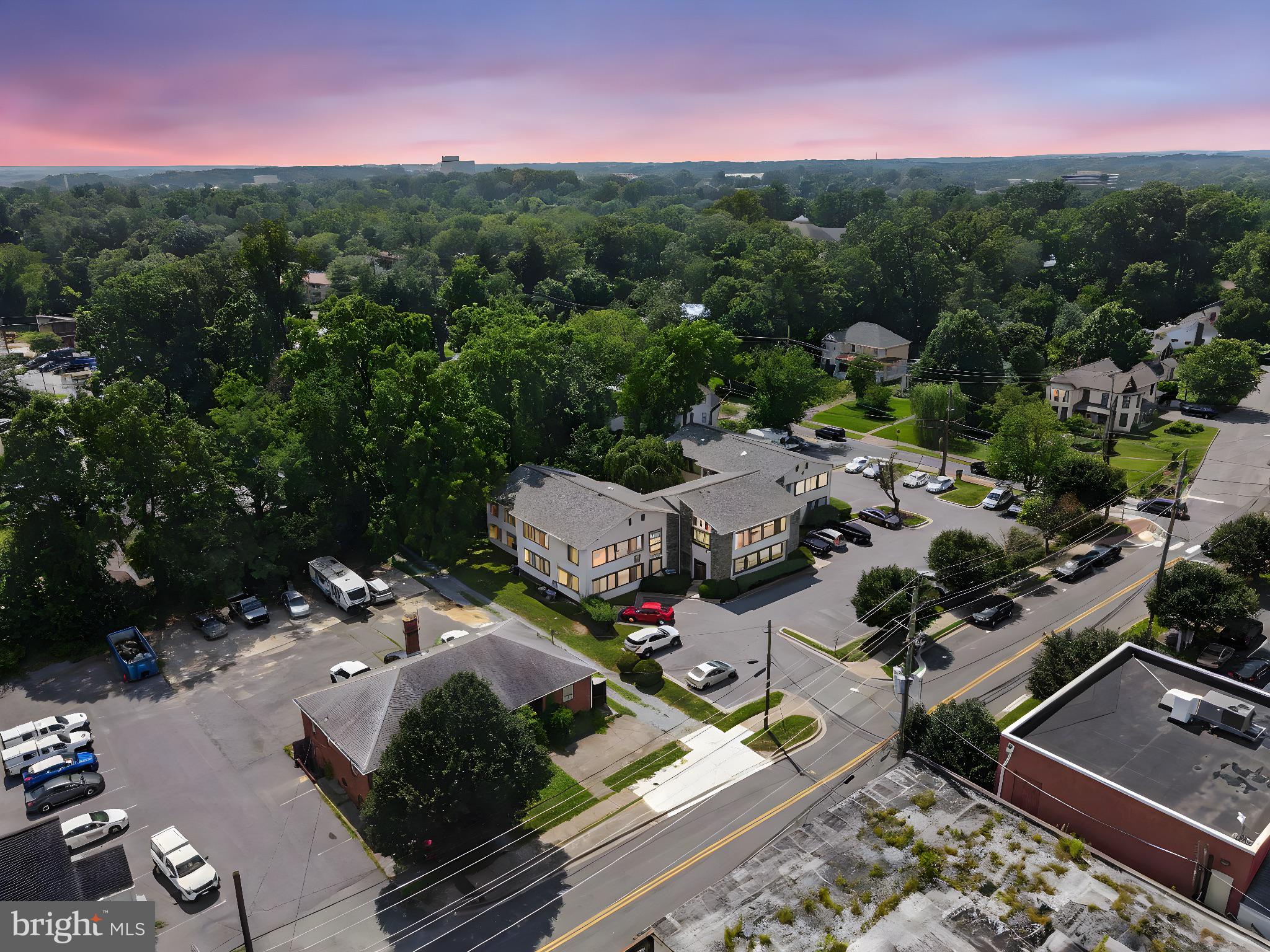 CHESTNUT COURT - Commercial Sale