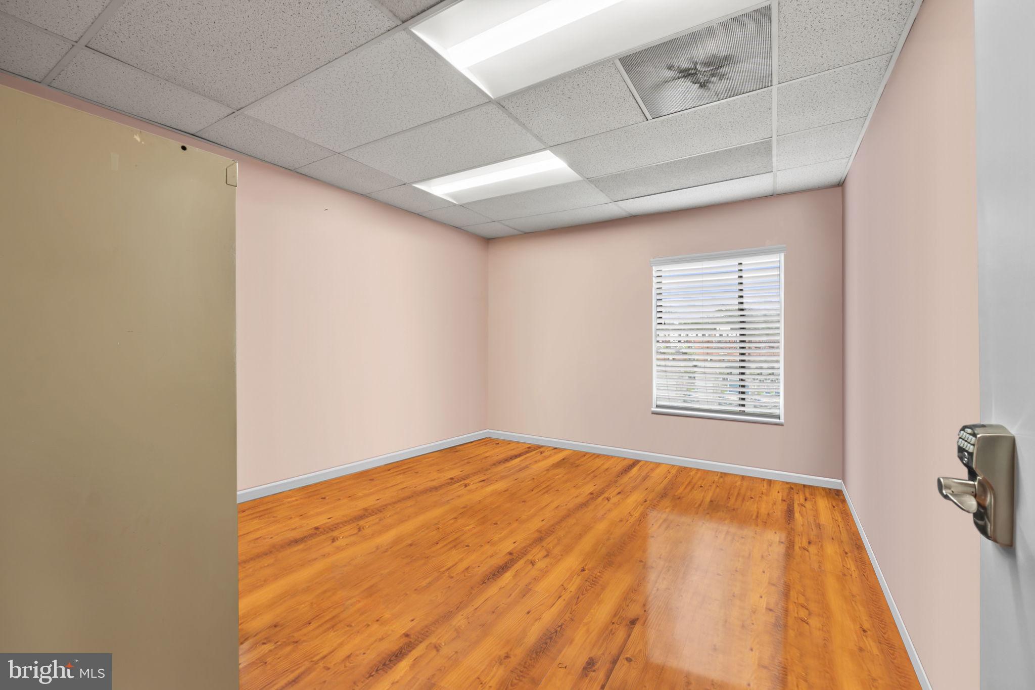 CHESTNUT COURT - Commercial Sale