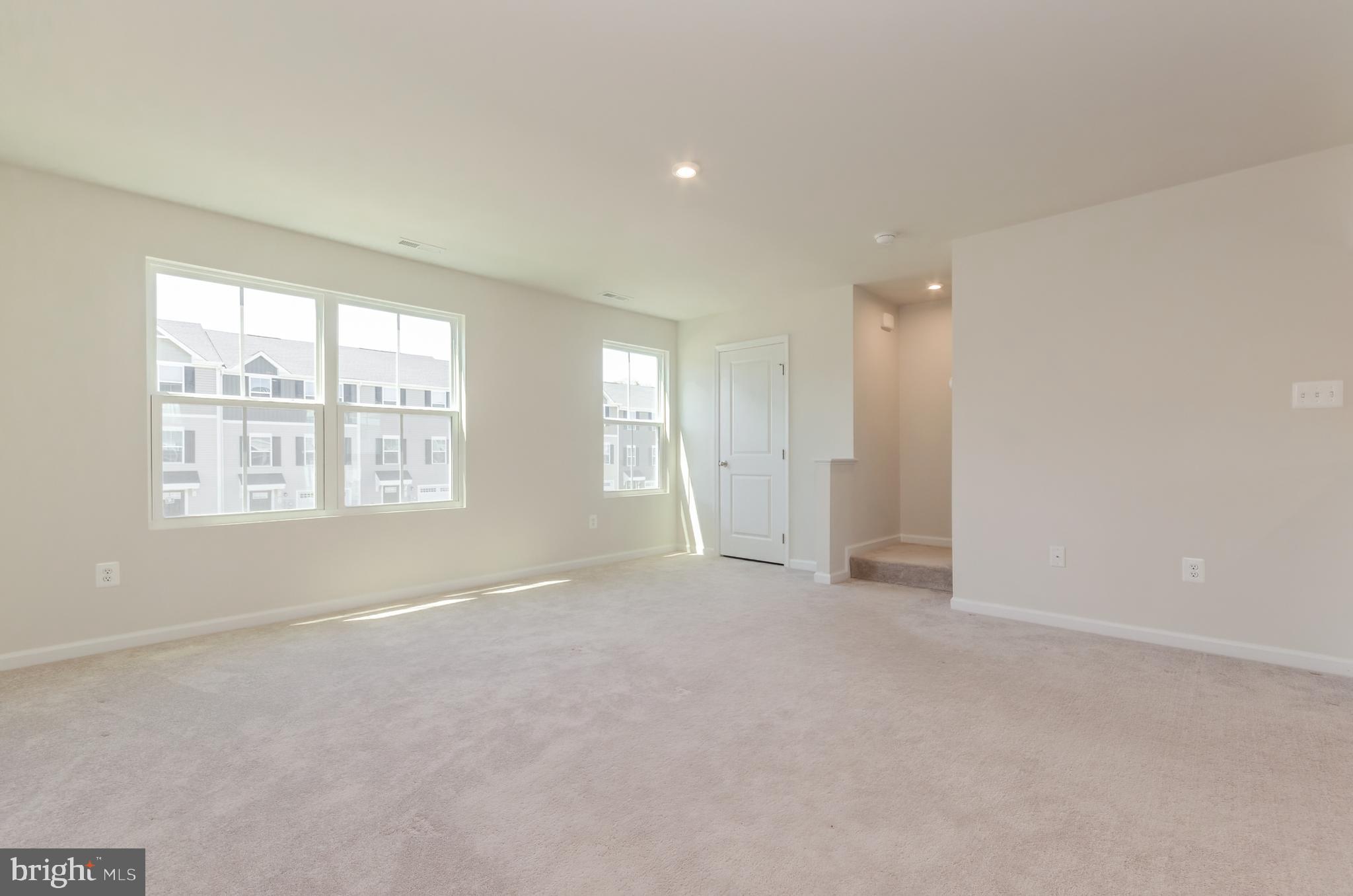 THE LAKES AT MARTINSBURG - Residential Lease