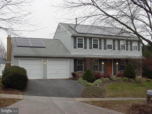 DERWOOD STATION - Residential