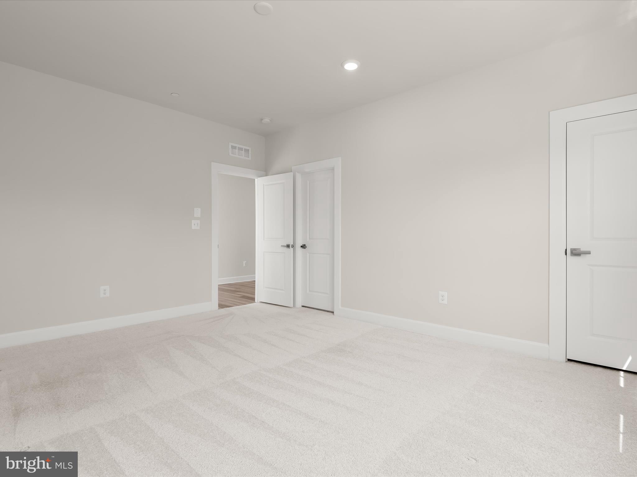 MAPLE LAWN SOUTH - Residential