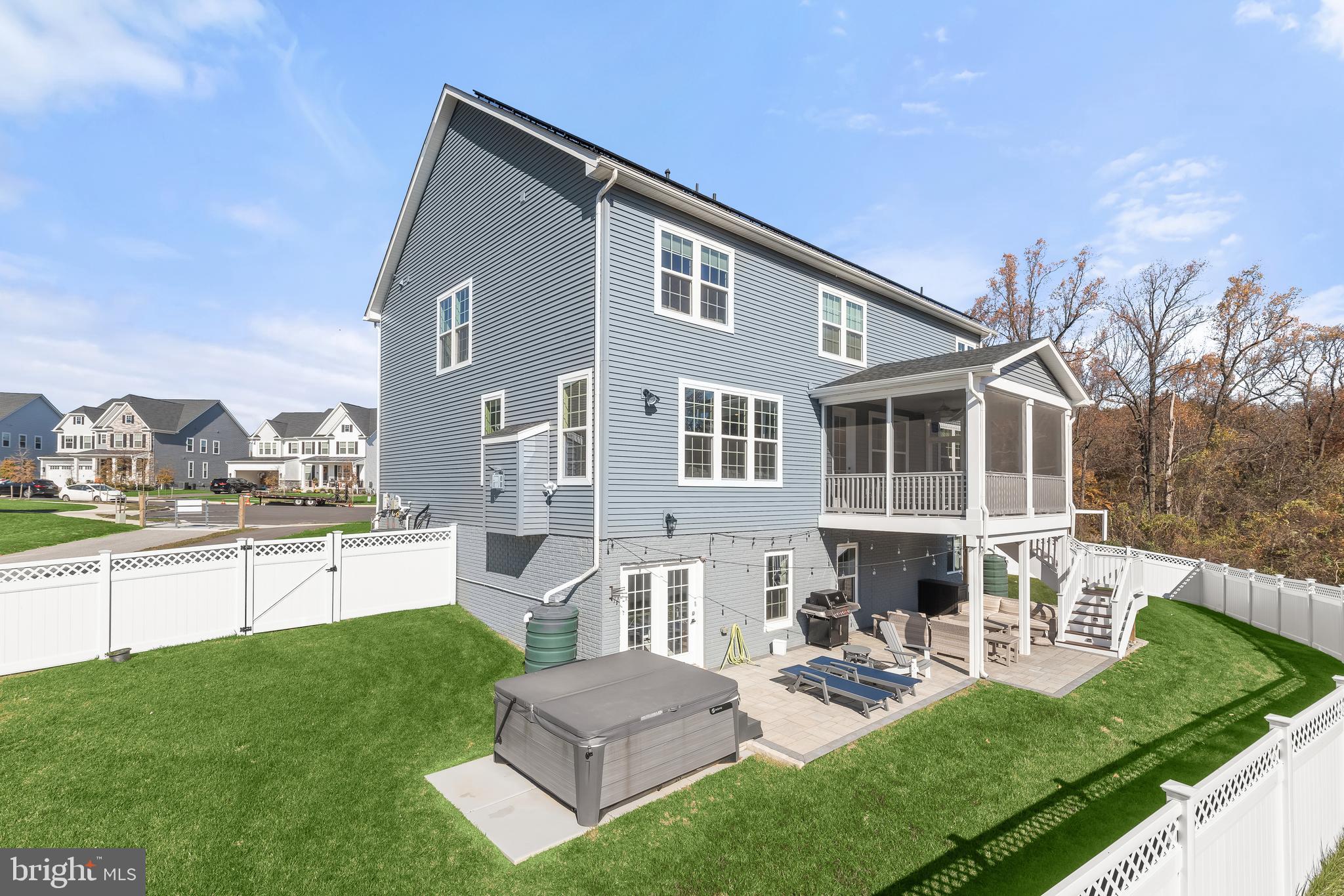 MAPLE LAWN SOUTH - Residential