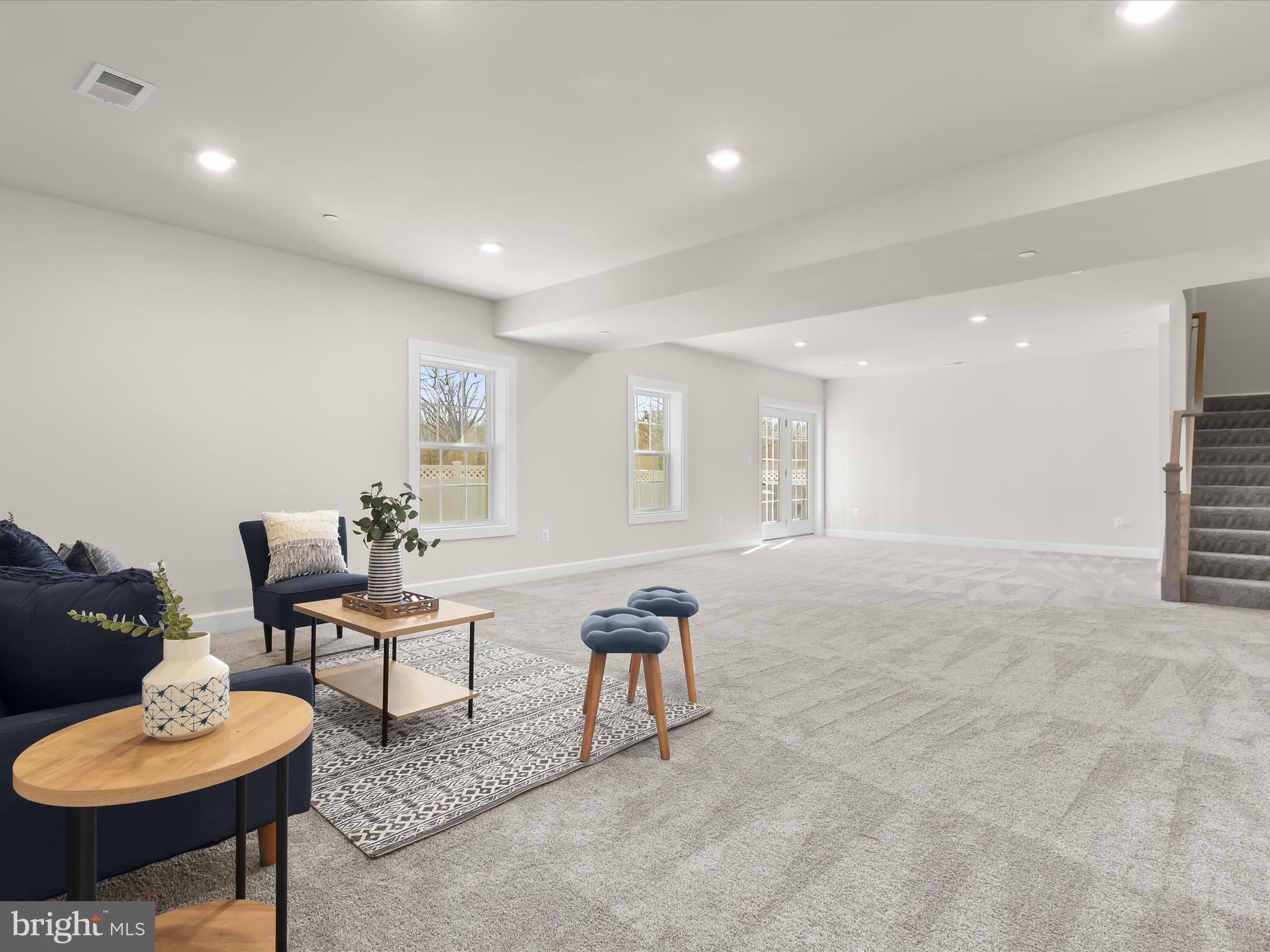 MAPLE LAWN SOUTH - Residential