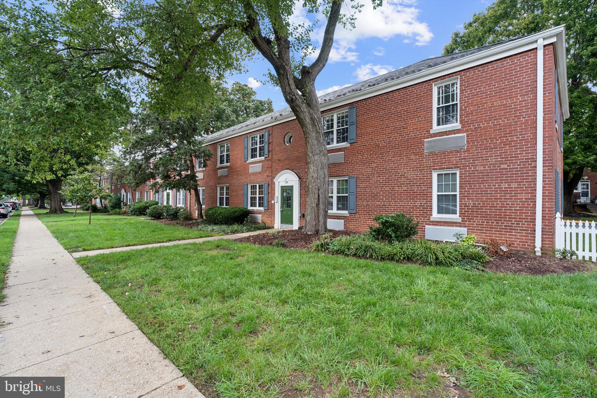 AUBURN VILLAGE - Residential