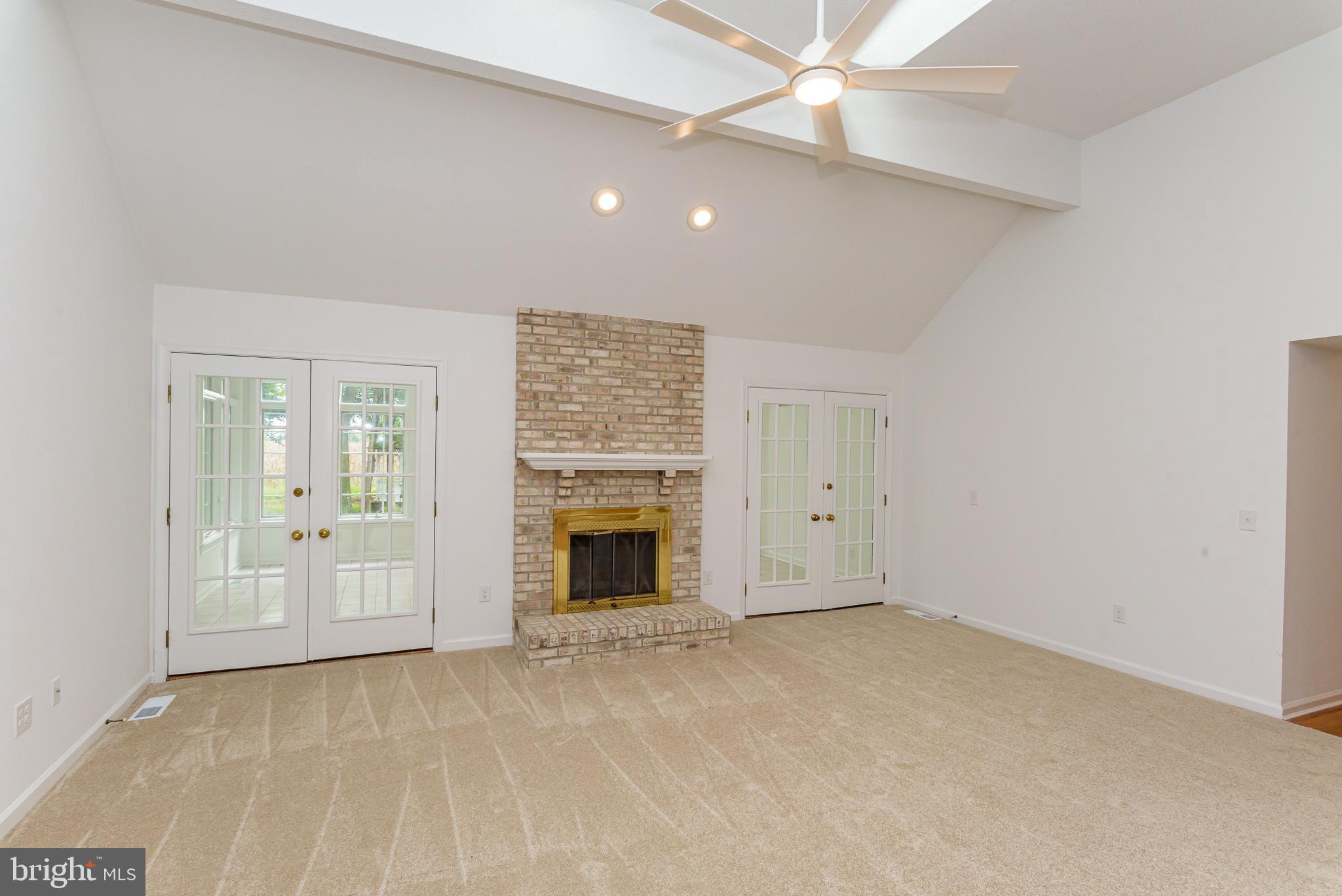 RUSTIC ACRES - Residential