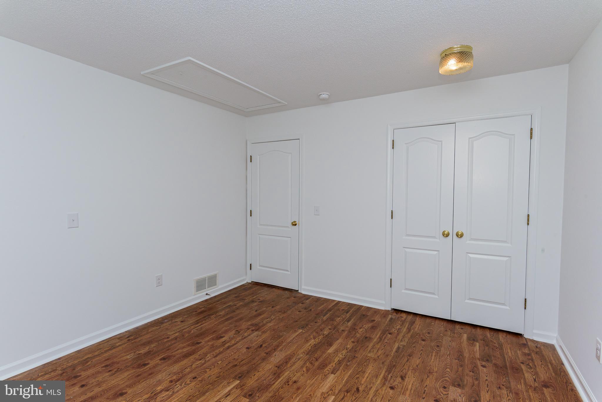 RUSTIC ACRES - Residential