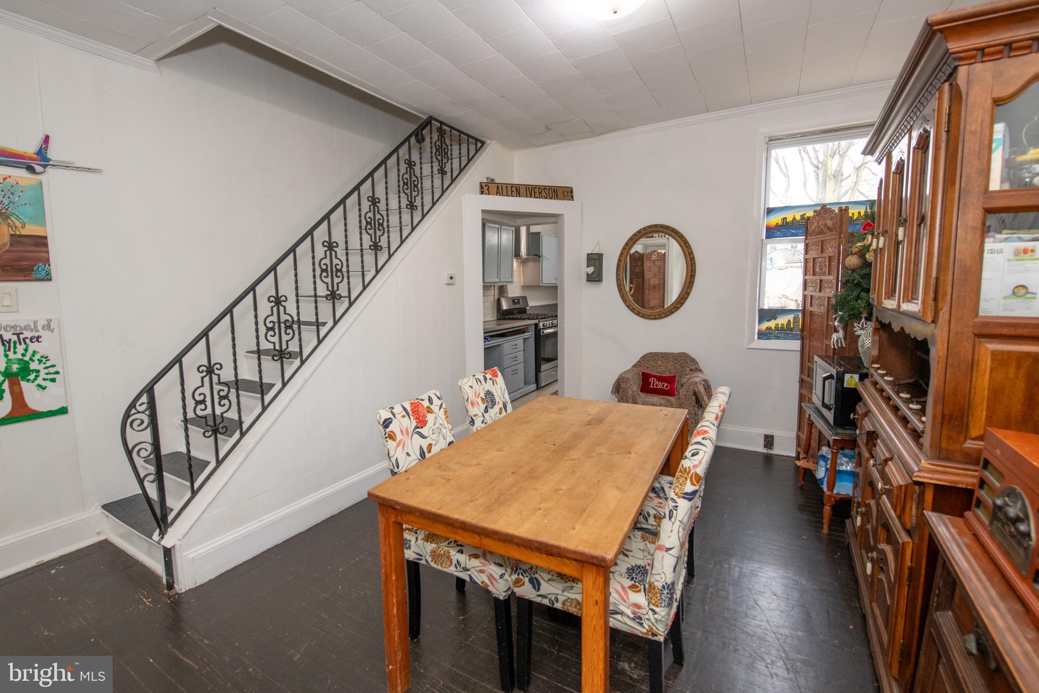 BRIDESBURG - Residential