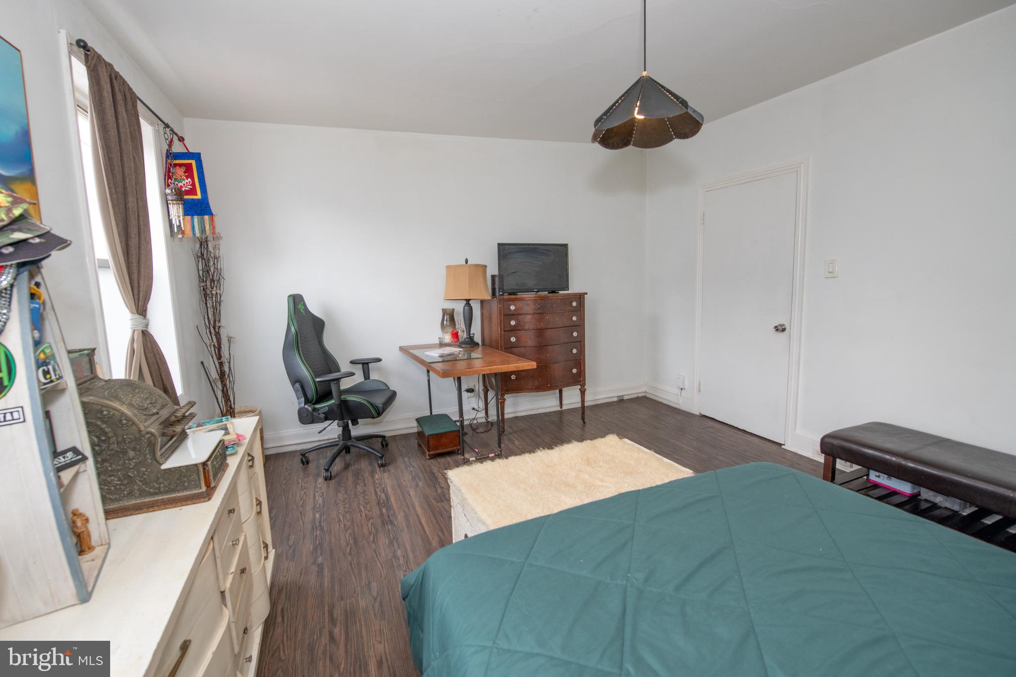 BRIDESBURG - Residential